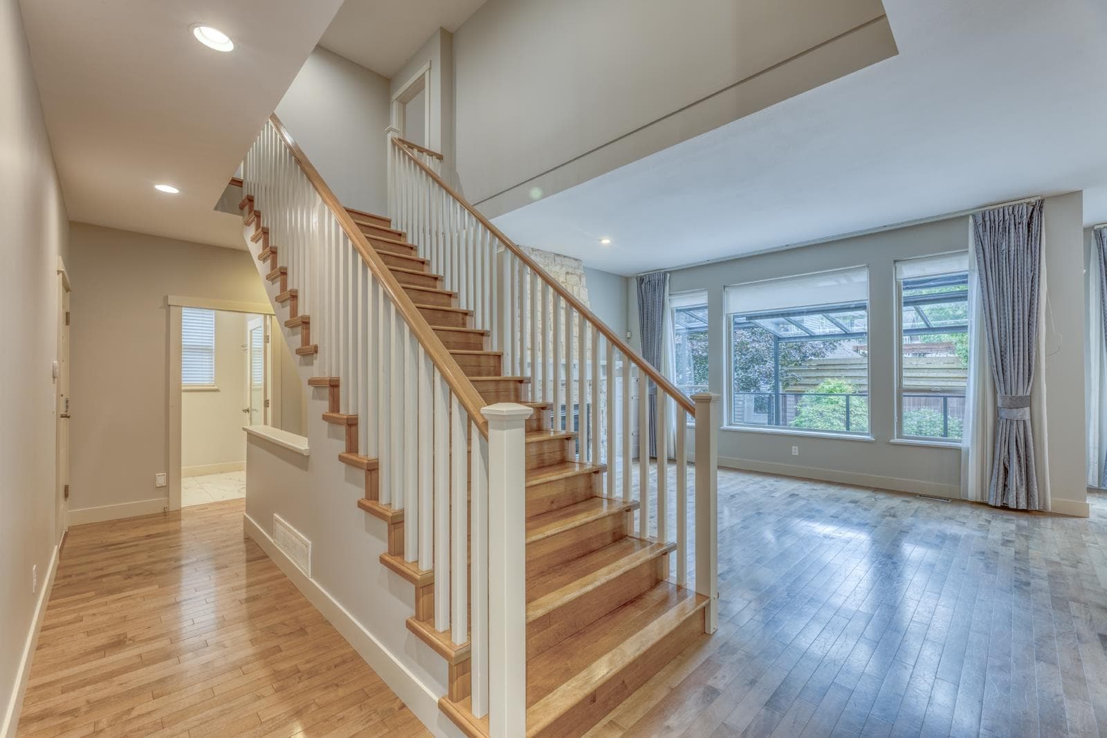 106 Cranberry Court, Port Moody, V3H 0C4 — photo 5