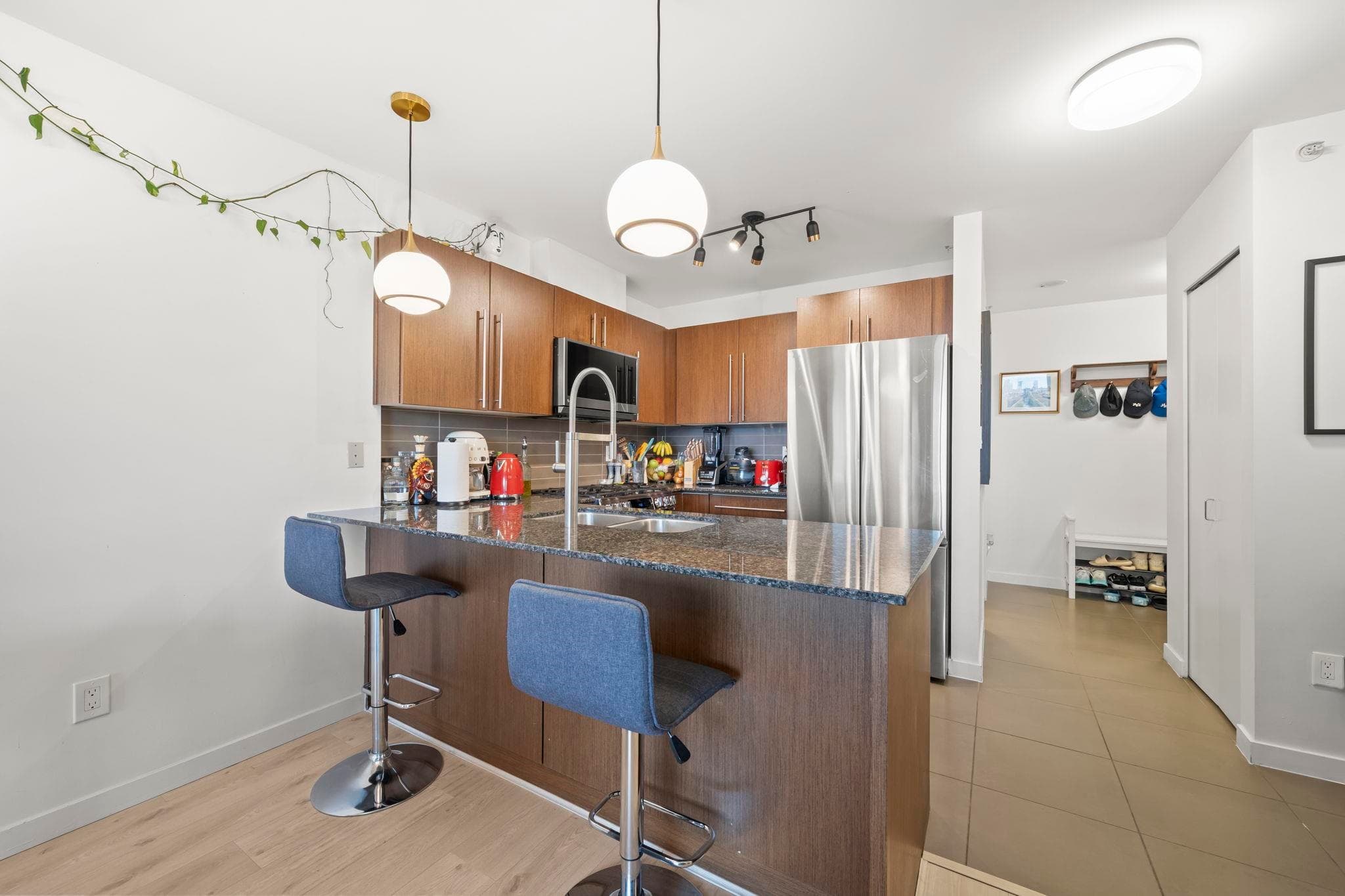 208 - 4888 Brentwood Drive, Burnaby, V5C 0C6 — photo 2