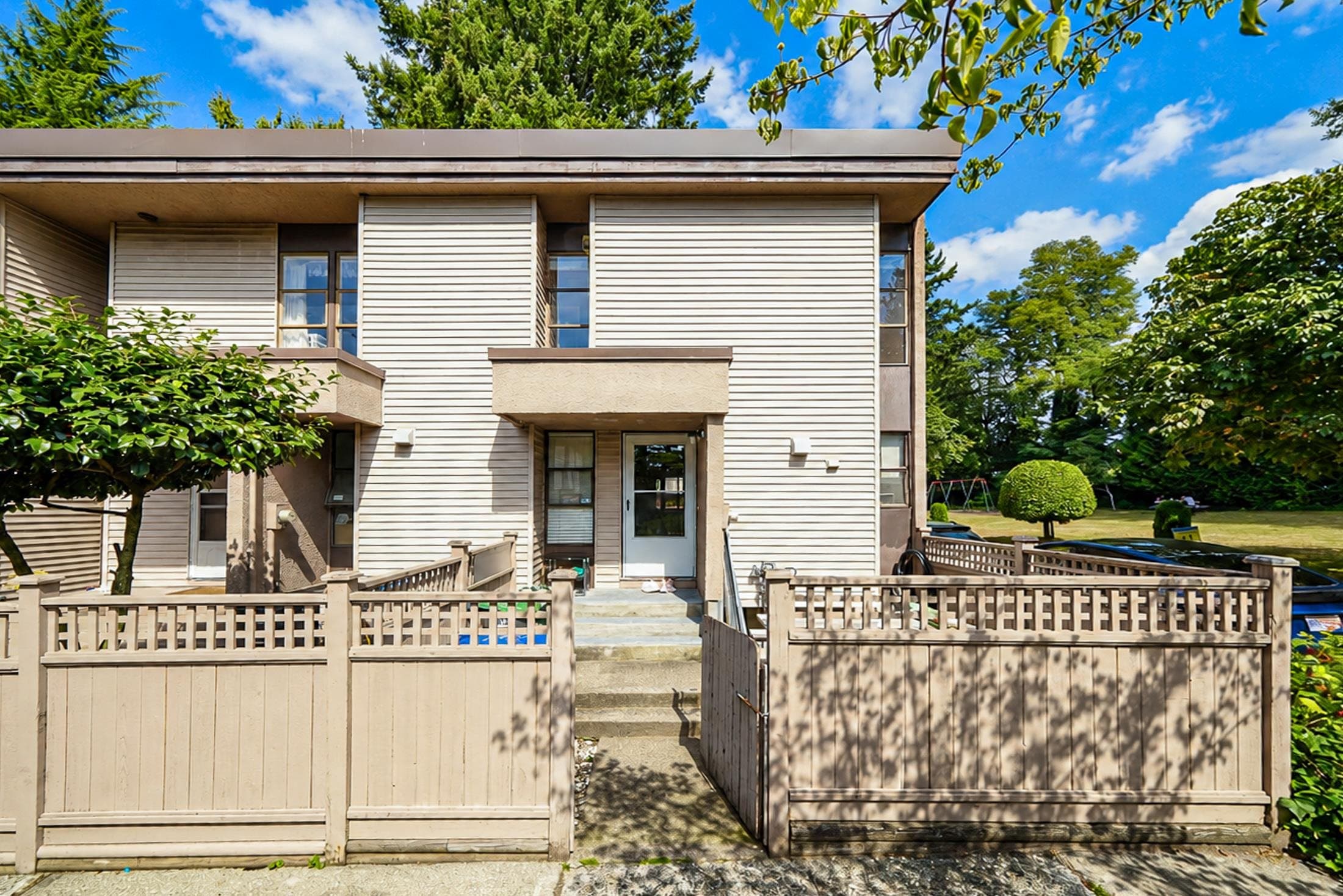 36 - 13795 102 Avenue, Surrey, V3T 1N9 — photo 5