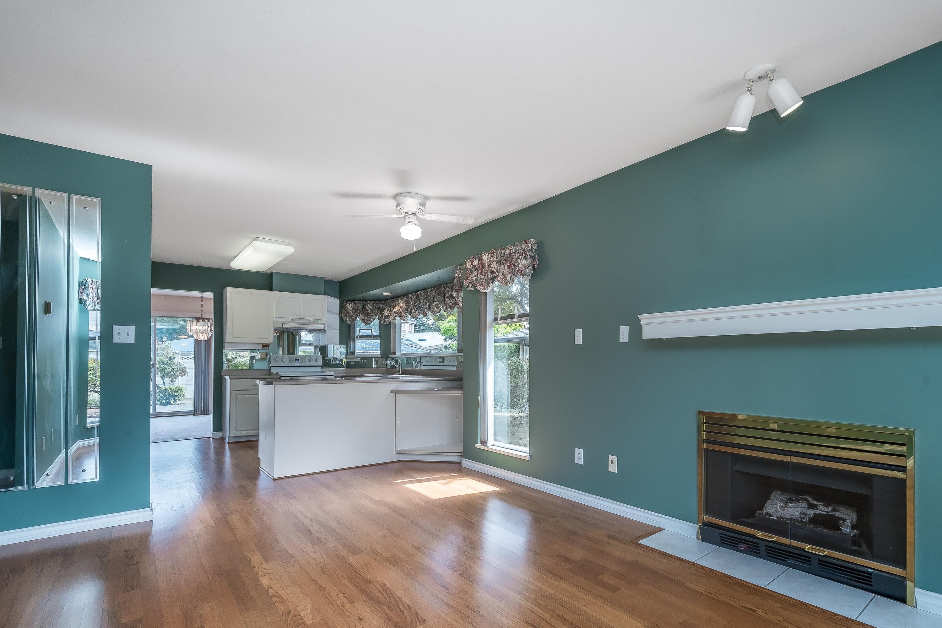 165 - 16080 82 Avenue, Surrey, V4N 0N6 — photo 4