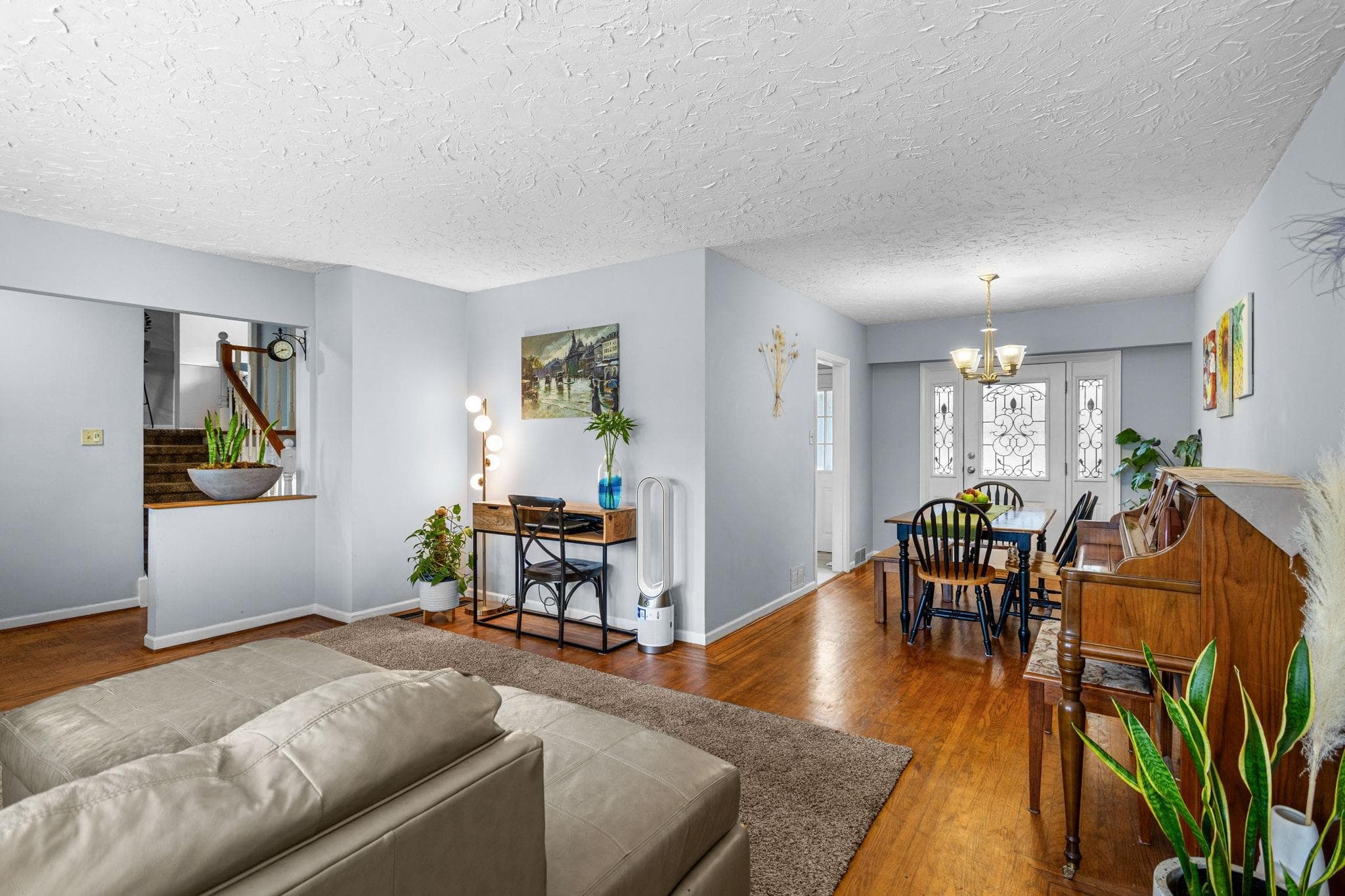 3020 Thorncliffe Drive, North Vancouver, V7R 2T1 — photo 5