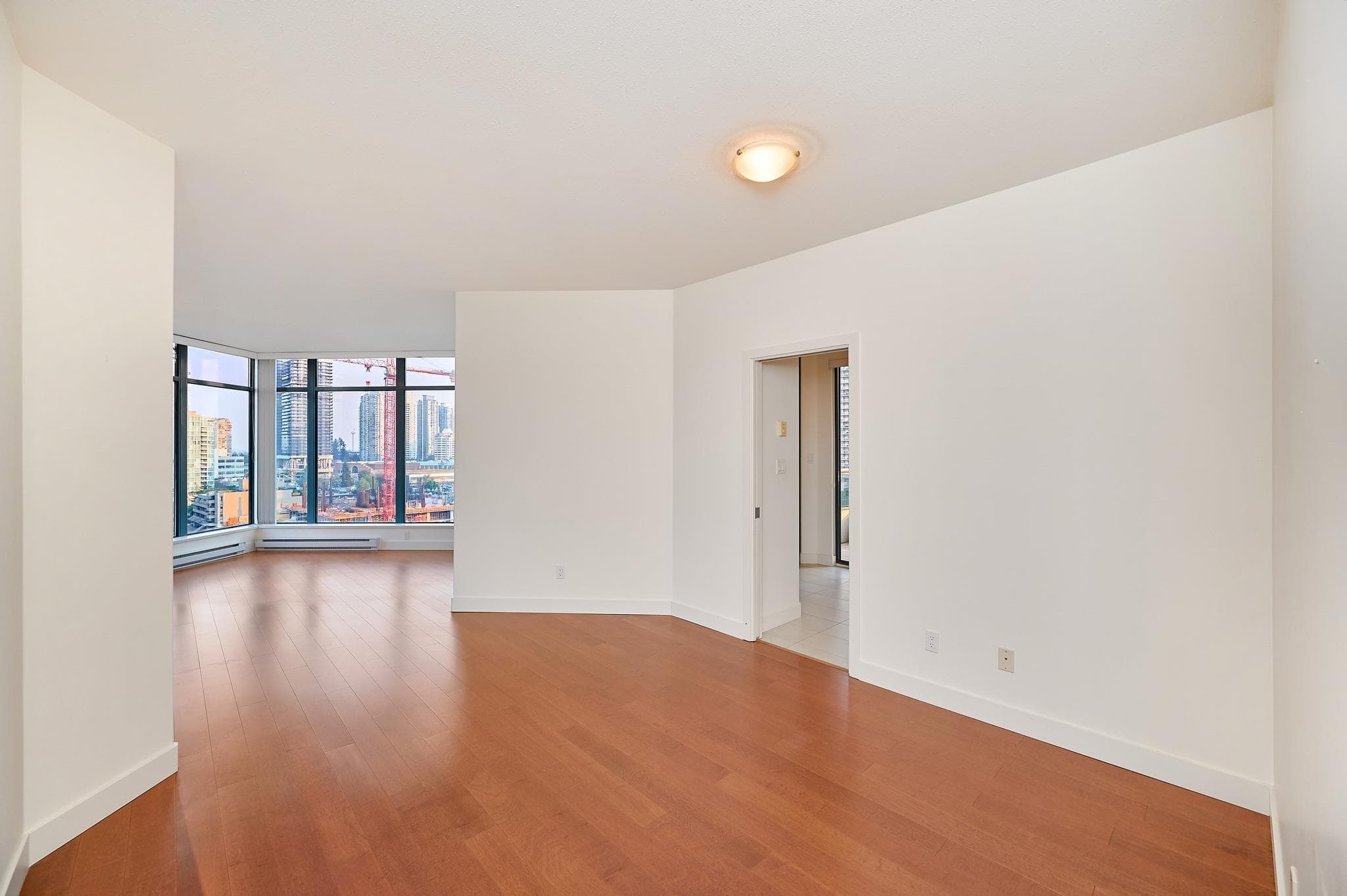 1701 - 4567 Hazel Street, Burnaby, V5H 4V4 — photo 3