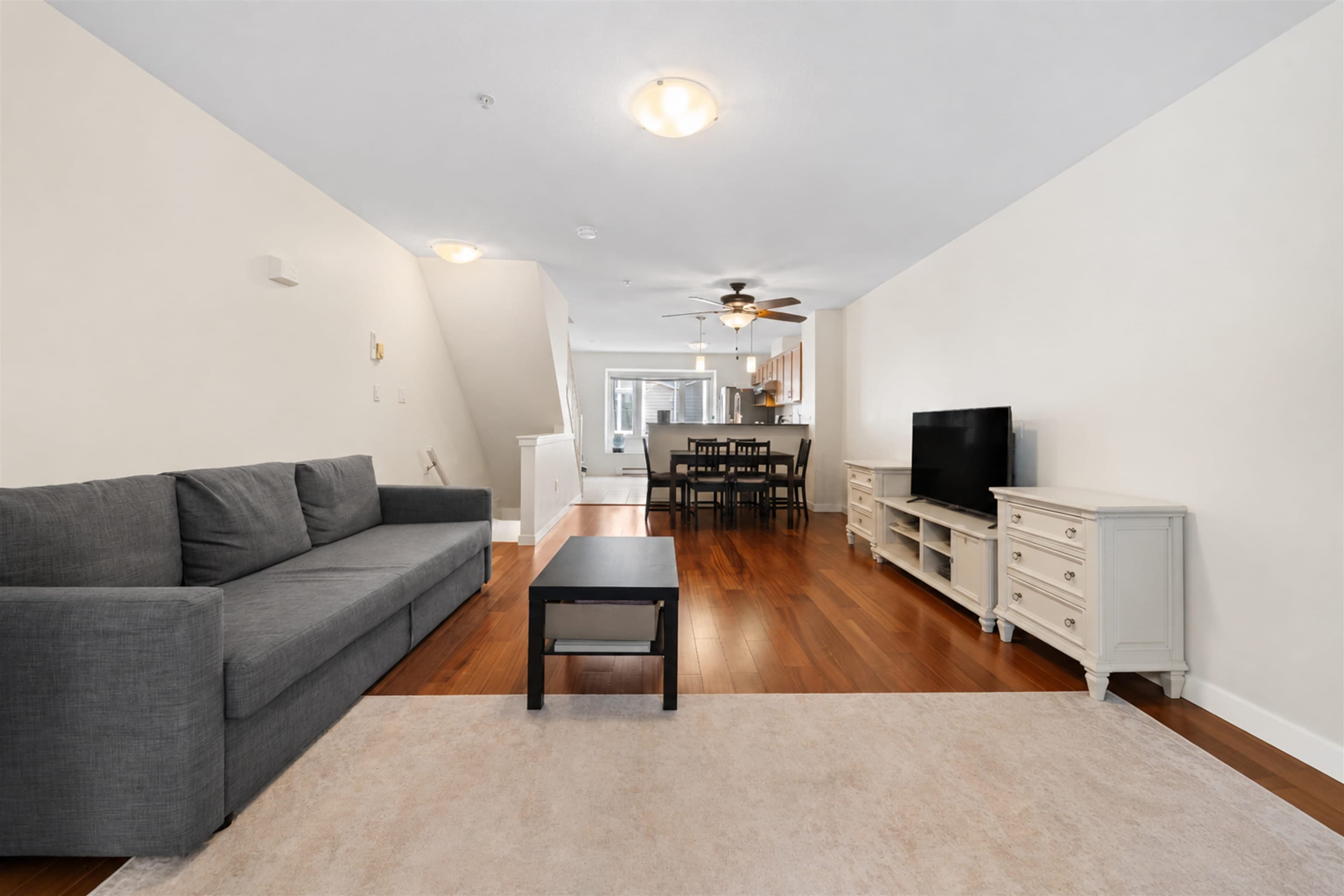 7 - 6498 Elgin Avenue, Burnaby, V5H 3S6 — photo 2