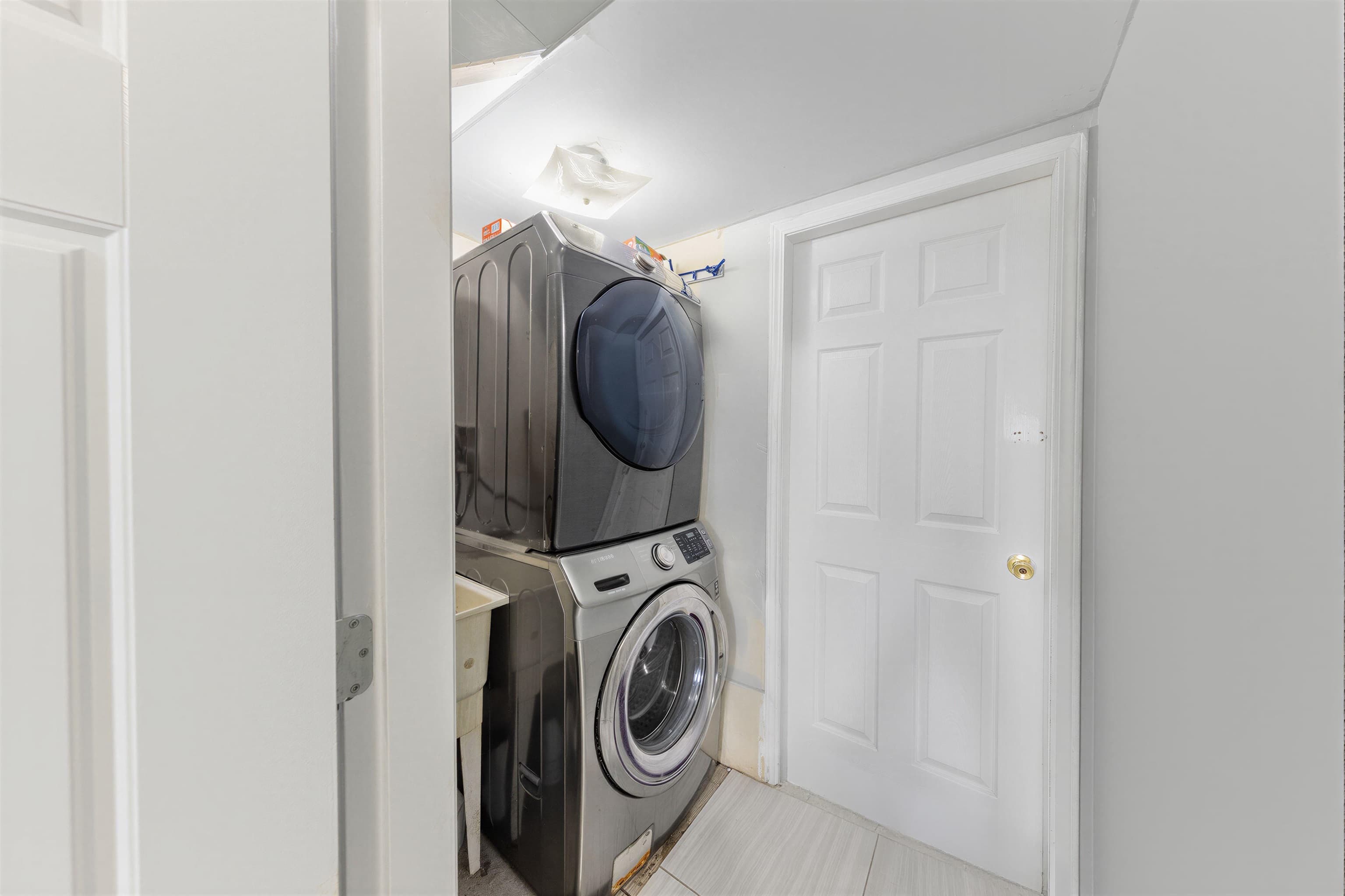13111 73a Avenue, Surrey, V3W 2R8 — photo 5