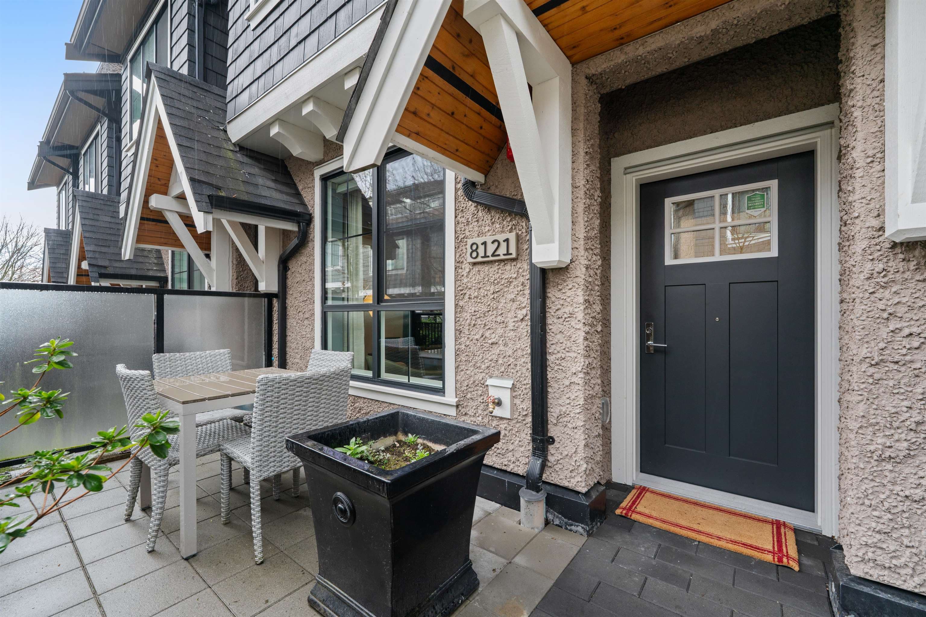 8121 Shaughnessy Street, Vancouver, V6P 3X9 — photo 2