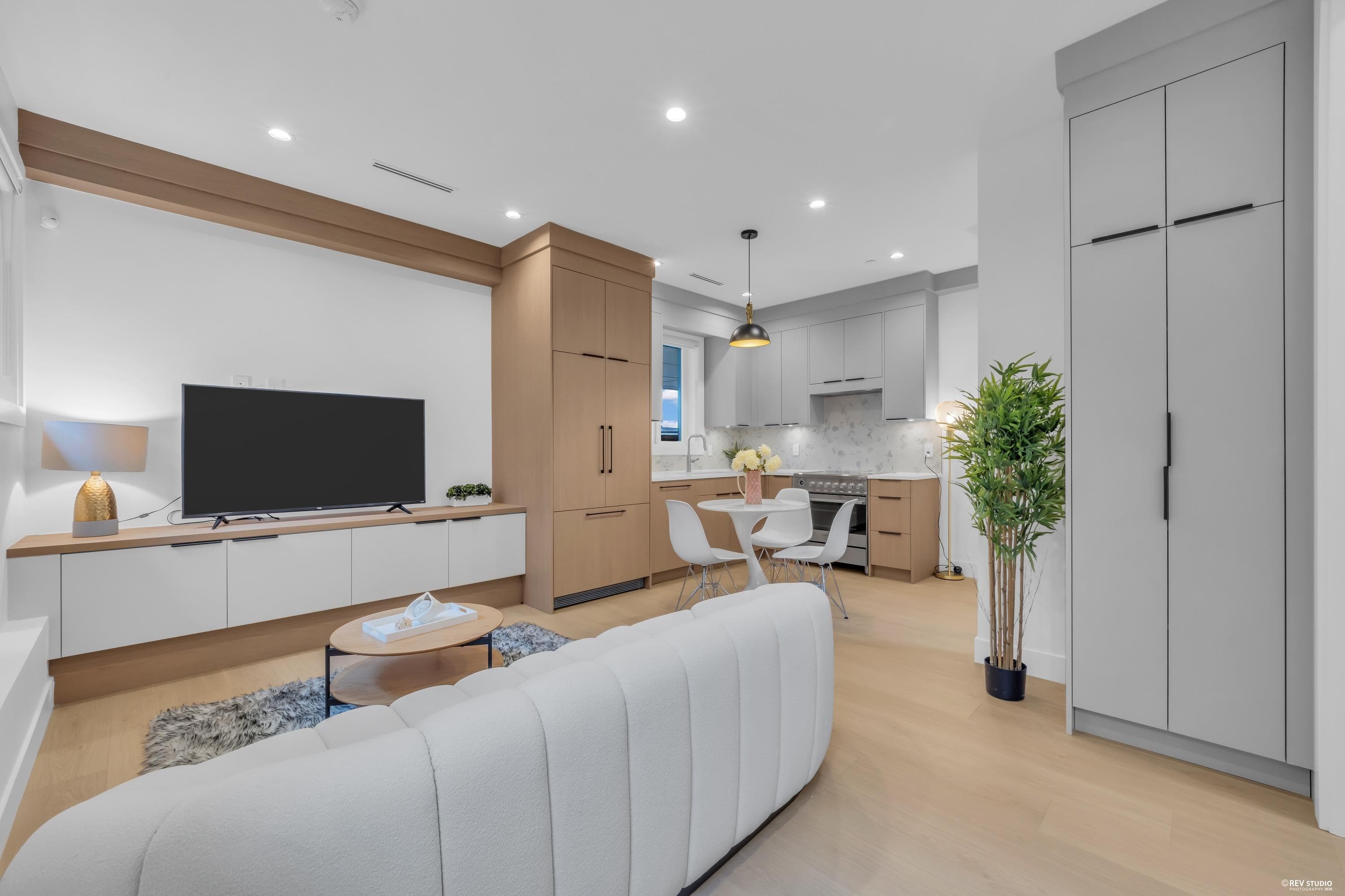 1 - 3438 Triumph Street, Vancouver, V5K 1T8 — photo 4