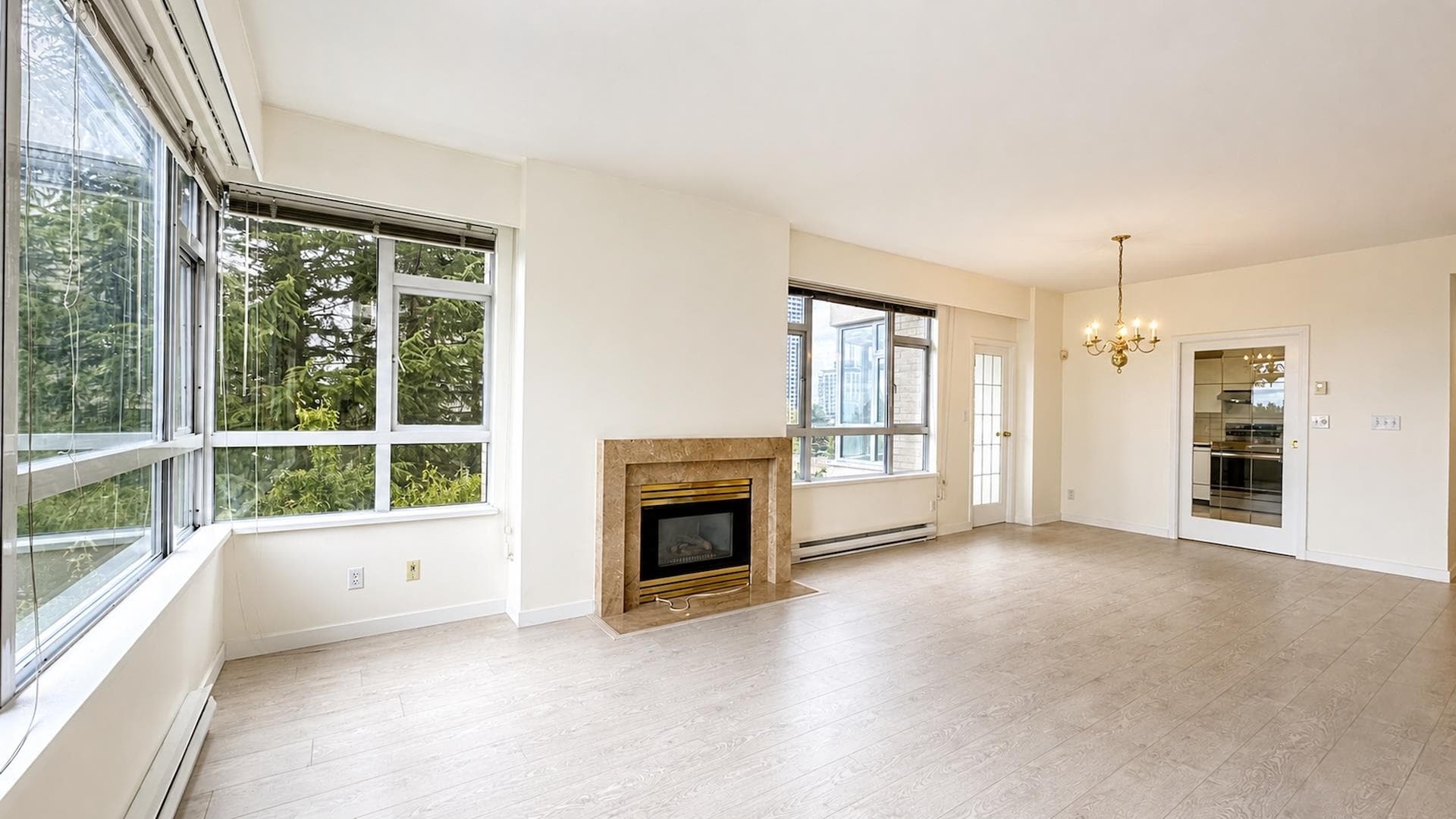 502 - 6521 Bonsor Avenue, Burnaby, V5H 4N3 — photo 5