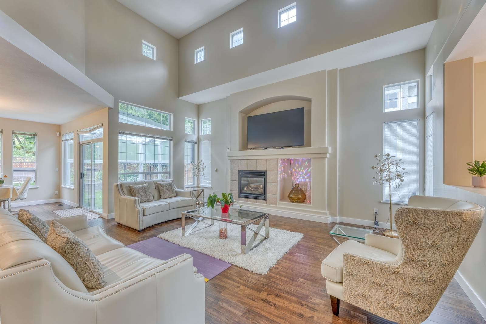 2015 Parkway Boulevard, Coquitlam, V3E 3J8 — photo 5