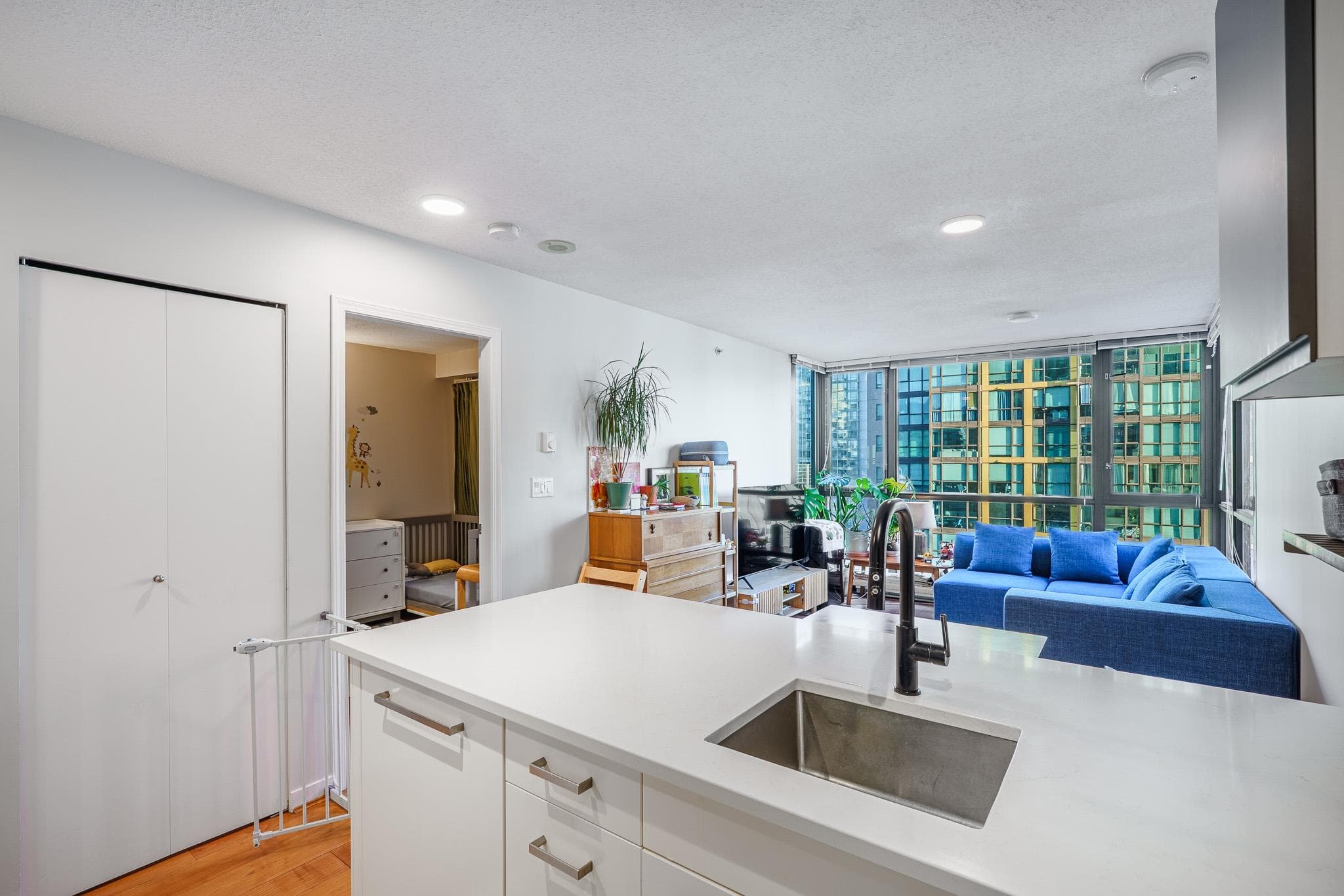 1706 - 1367 Alberni Street, Vancouver, V6E 4R9 — photo 1