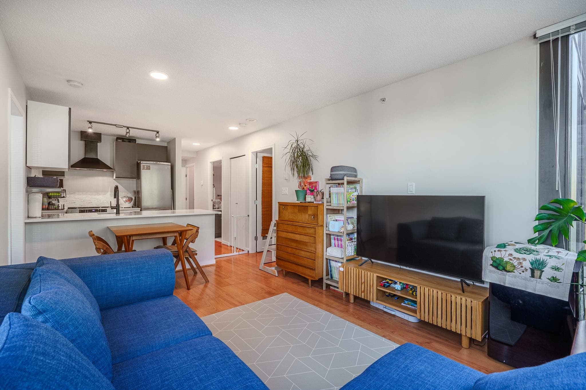 1706 - 1367 Alberni Street, Vancouver, V6E 4R9 — photo 4