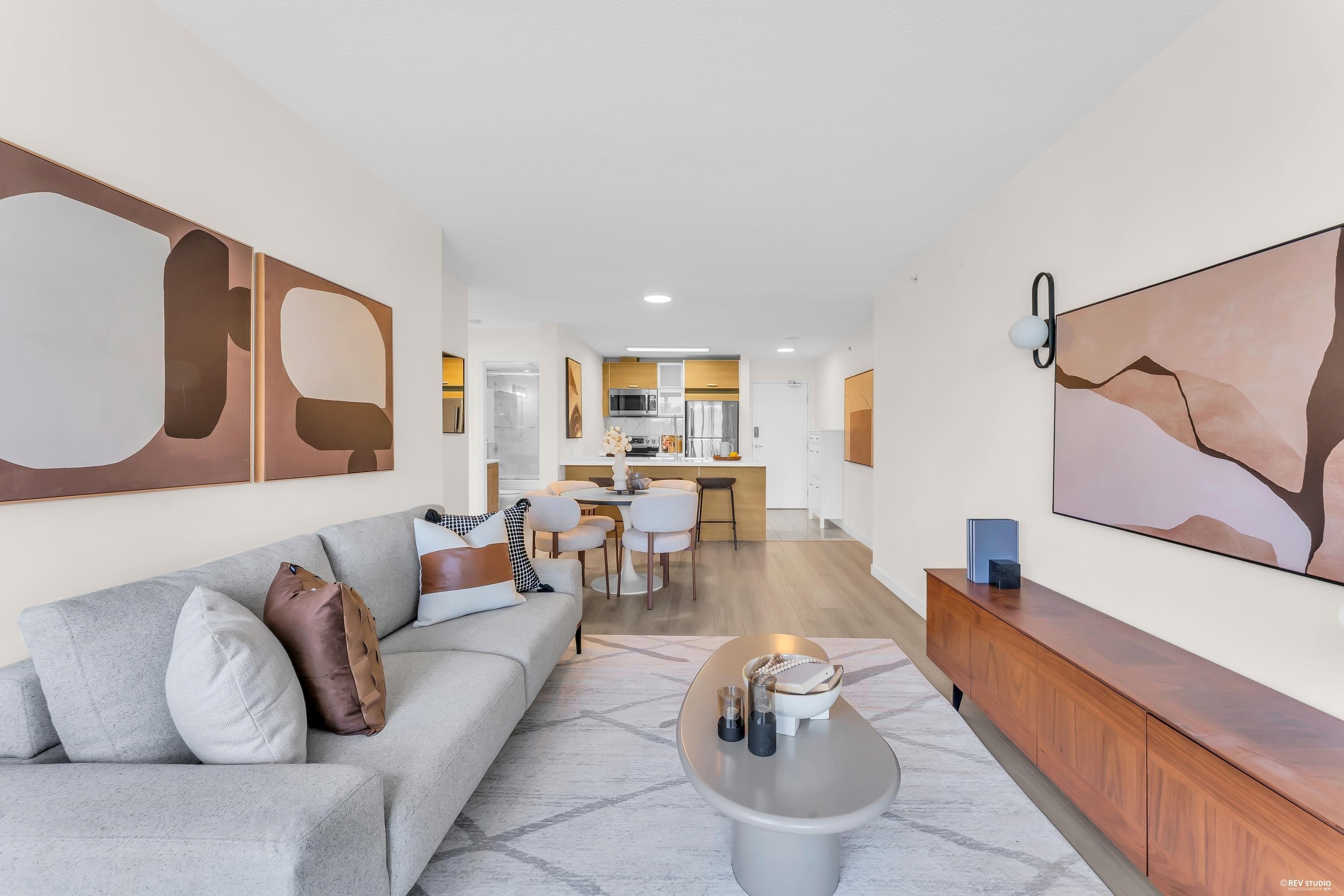 209 - 9981 Whalley Boulevard, Surrey, V3T 0G6 — photo 1