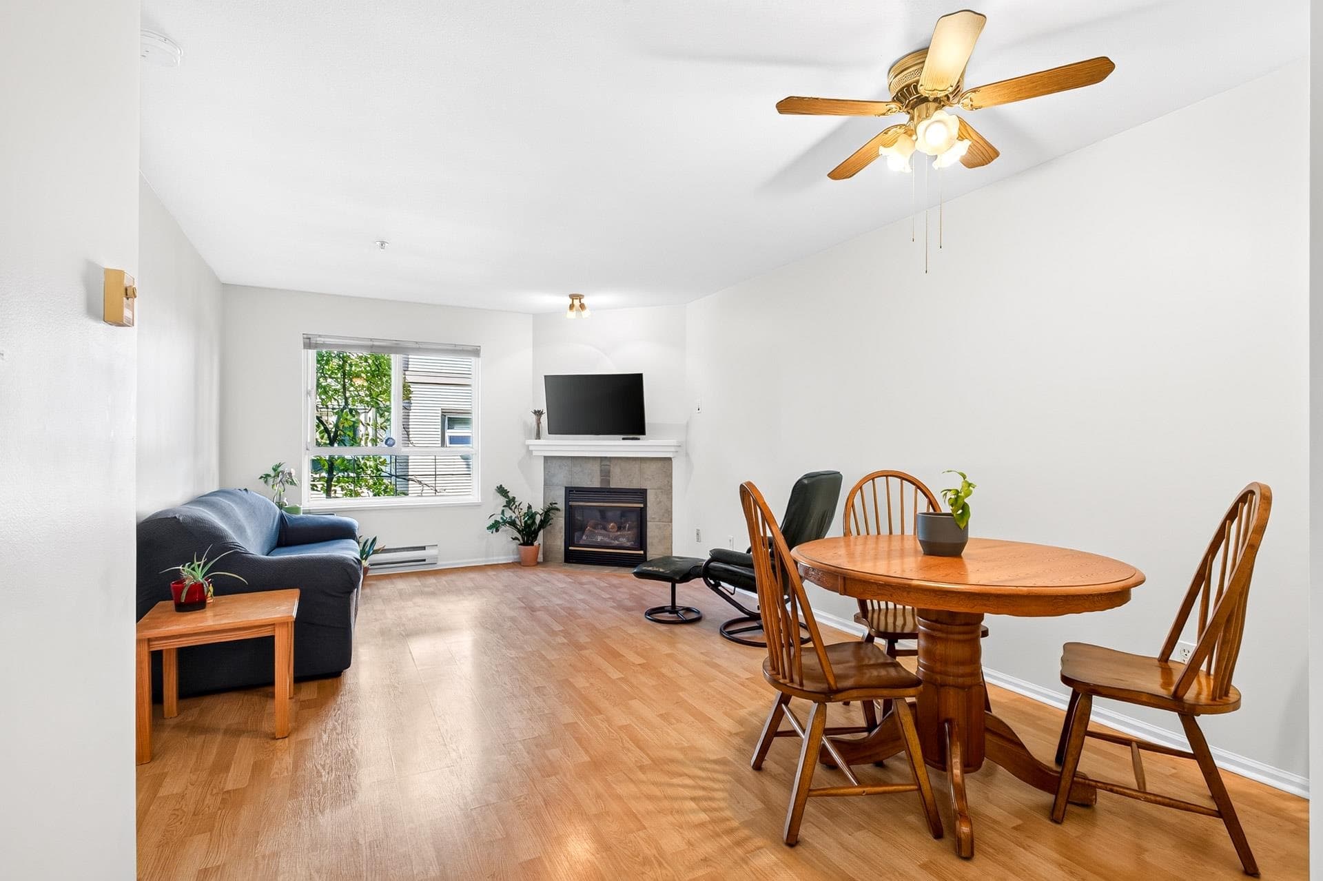 205 - 8110 120a Street, Surrey, V3W 3P3 — photo 4