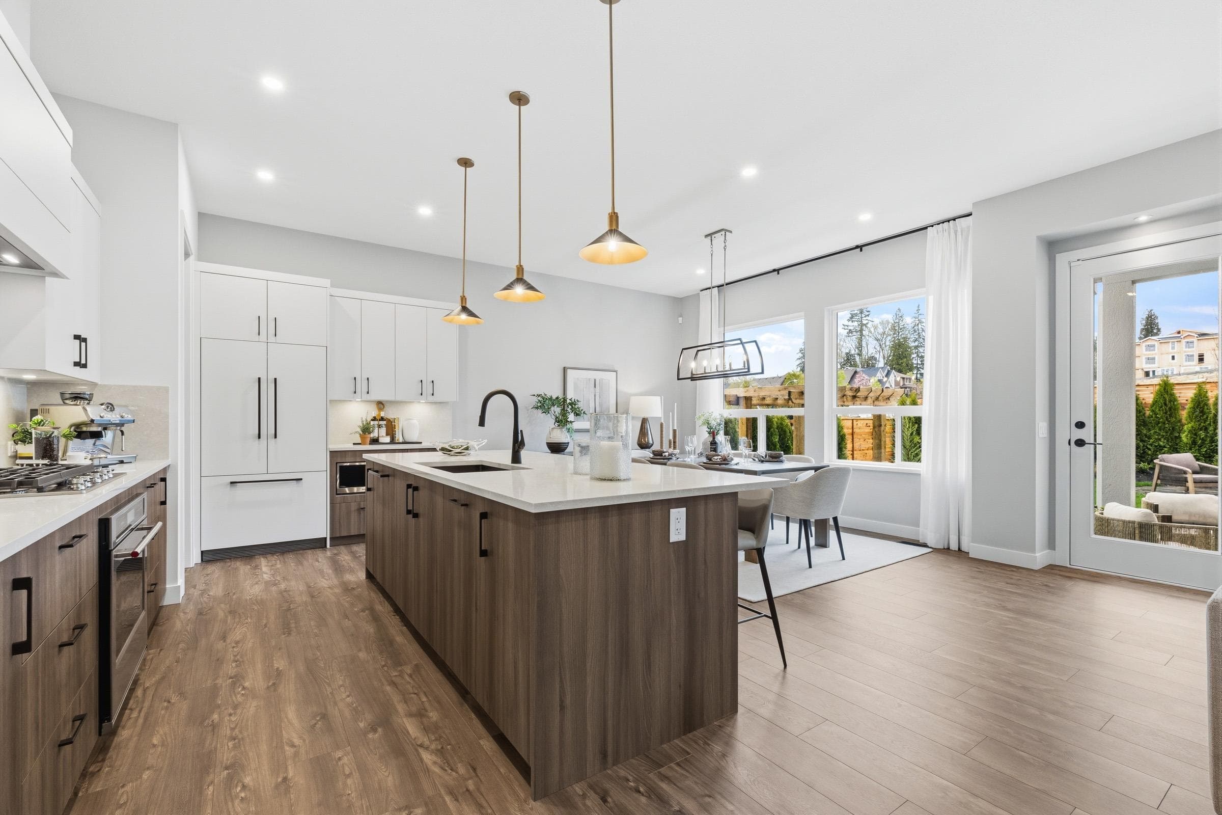 3413 Galloway Avenue, Coquitlam, V3E 0M8 — photo 3
