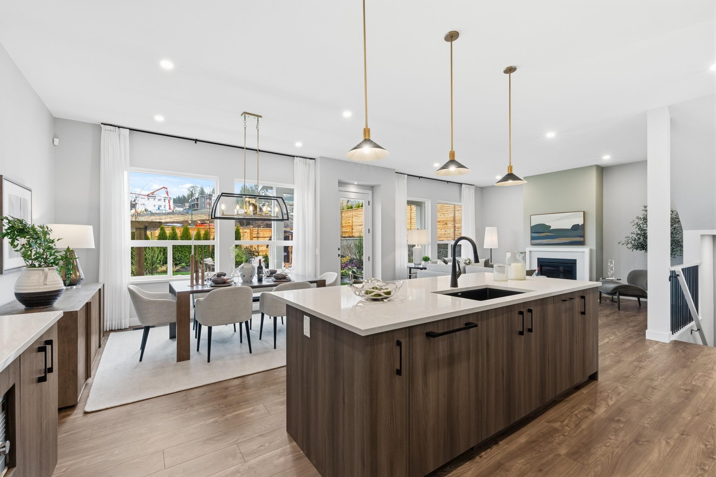 3413 Galloway Avenue, Coquitlam, V3E 0M8 — photo 5