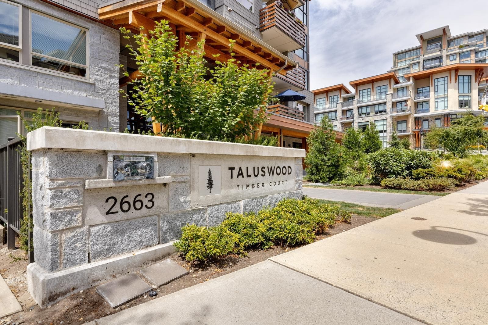212 - 2663 Library Lane, North Vancouver