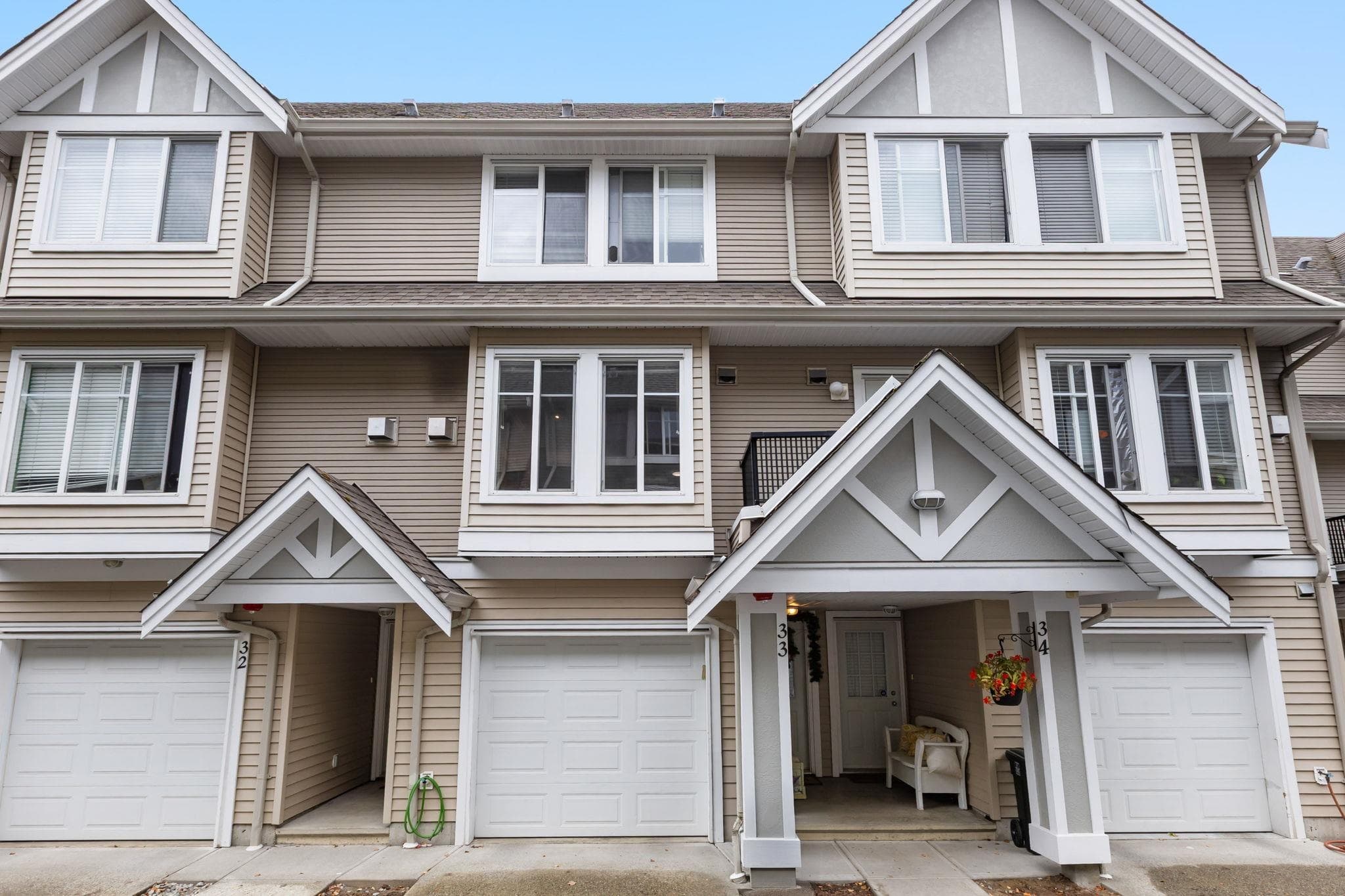 33 - 19141 124 Avenue, Pitt Meadows, V3Y 2V6 — photo 1