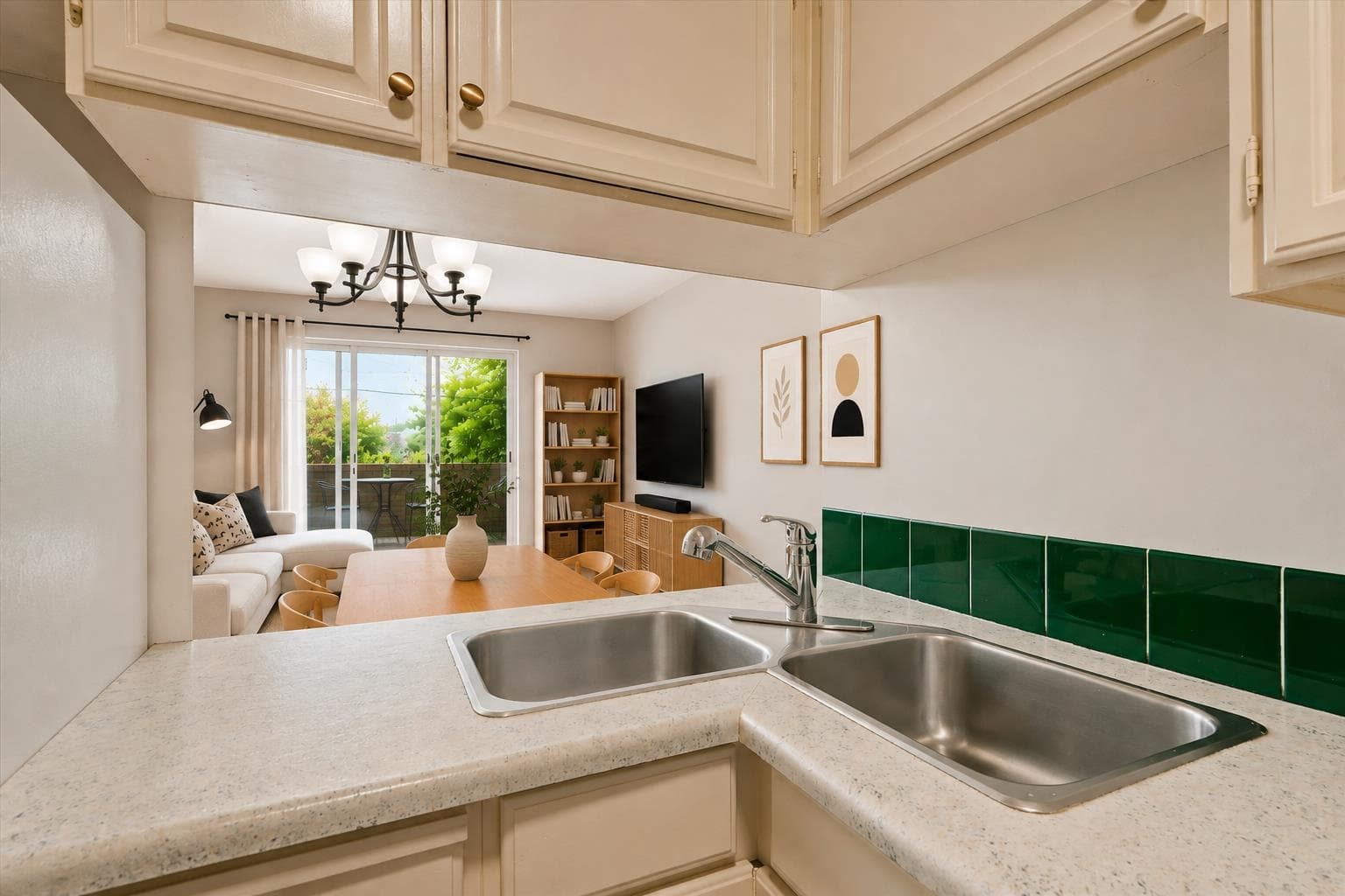 101 - 2240 Wall Street, Vancouver, V5L 1B6 — photo 5