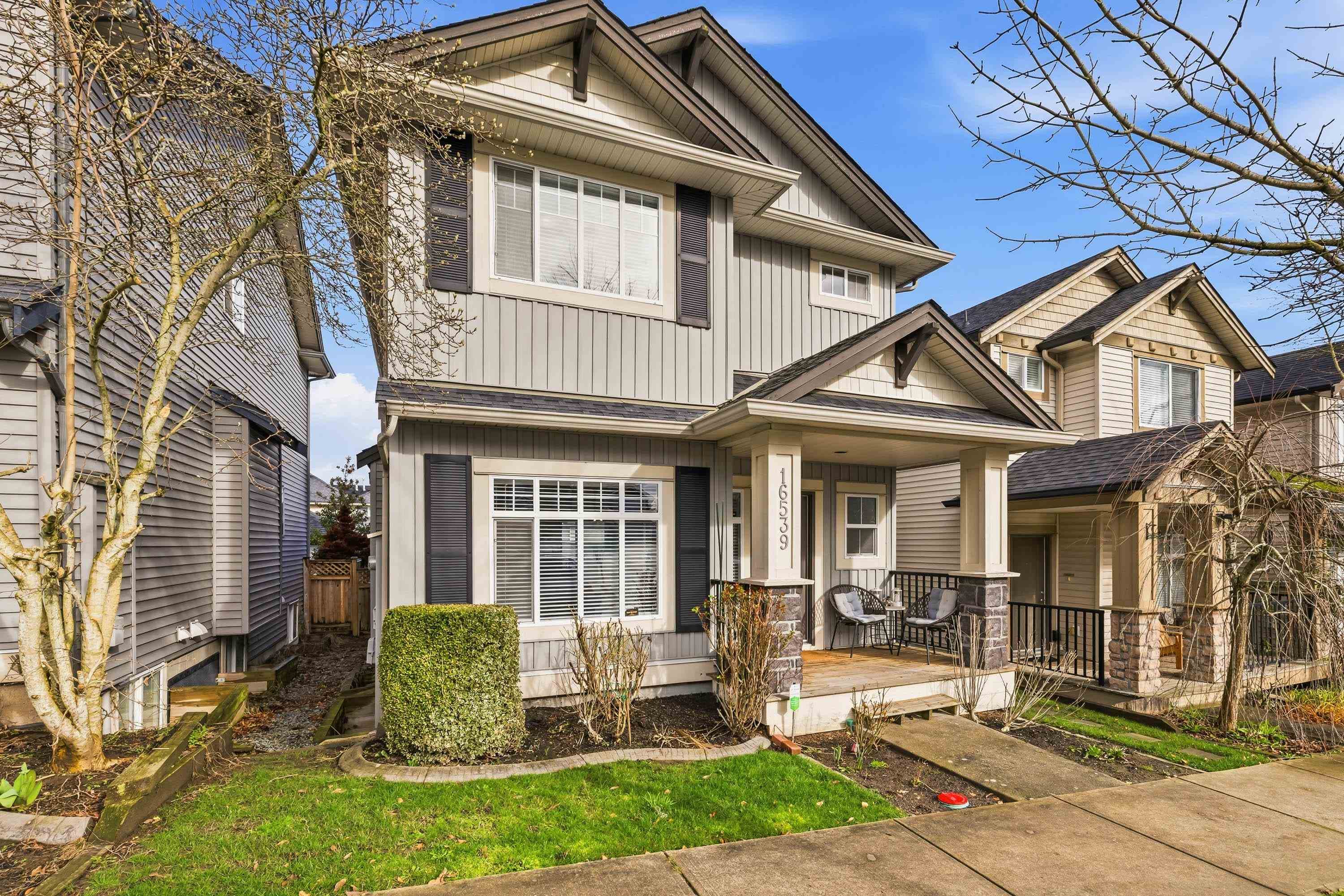 16539 59a Avenue, Surrey, V3S 4N9 — photo 2