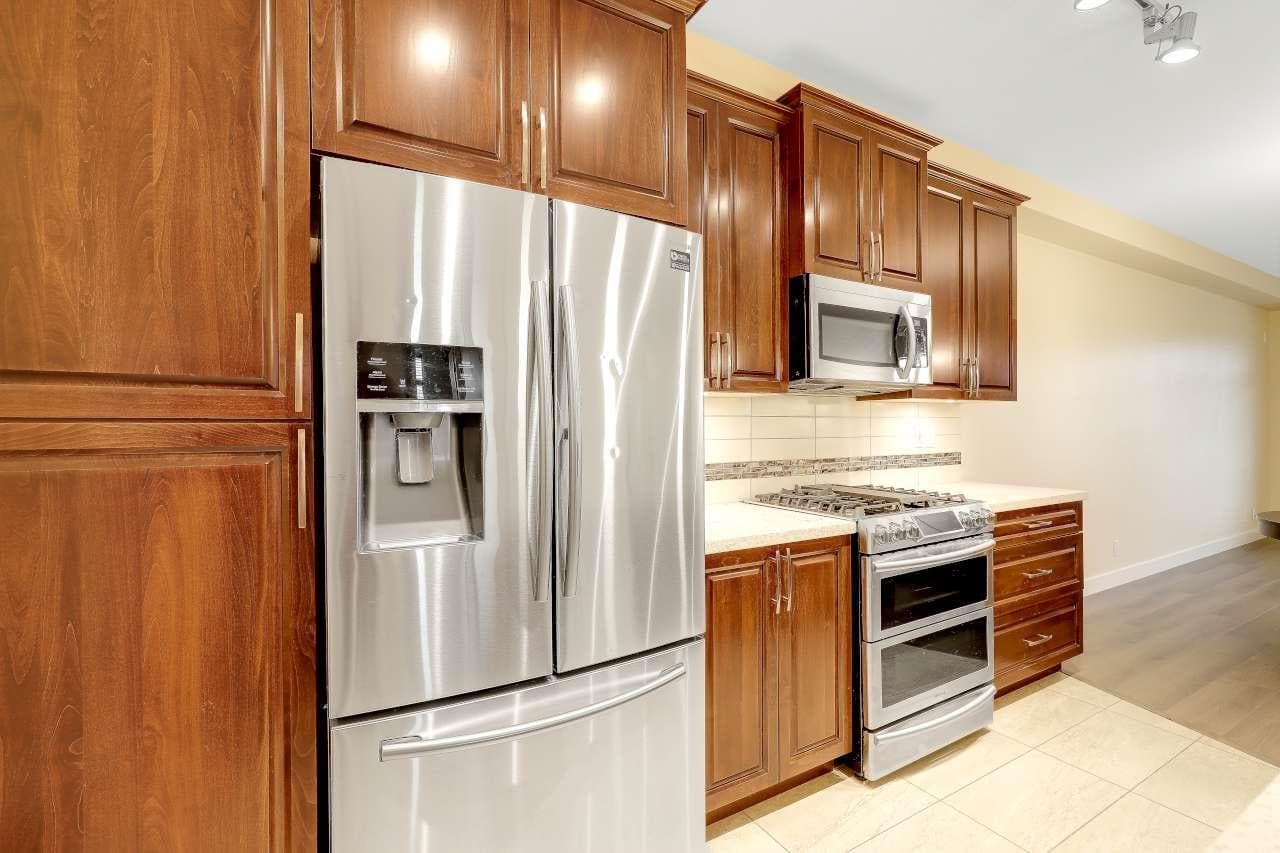 A303 - 20716 Willoughby Town Centre Drive, Langley, V2Y 3J7 — photo 3