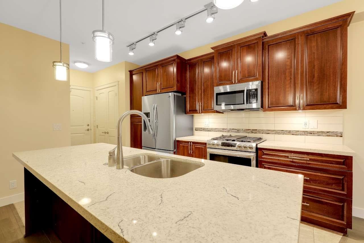 A303 - 20716 Willoughby Town Centre Drive, Langley, V2Y 3J7 — photo 5