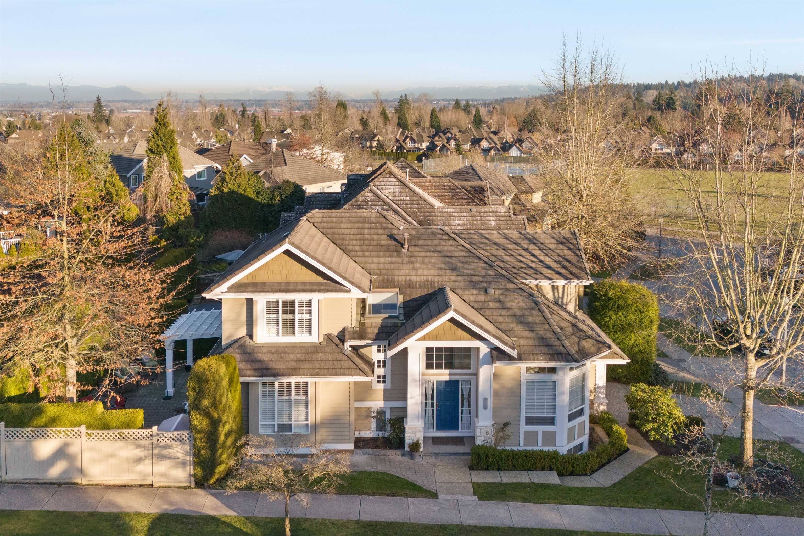 3312 155b Street, Surrey, V3Z 0K5 — photo 1