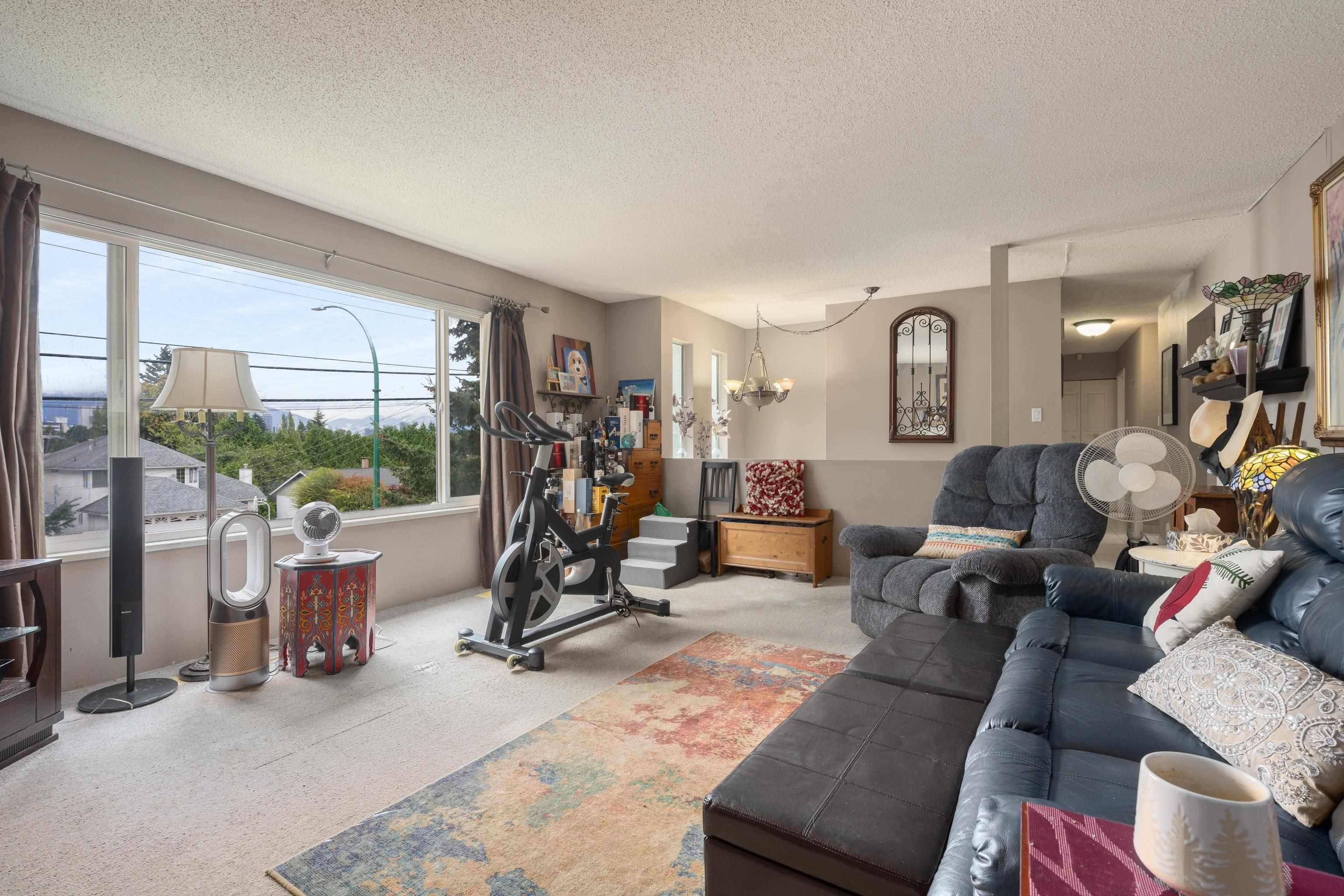 3850 Moscrop Street, Burnaby, V5G 2C9 — photo 4