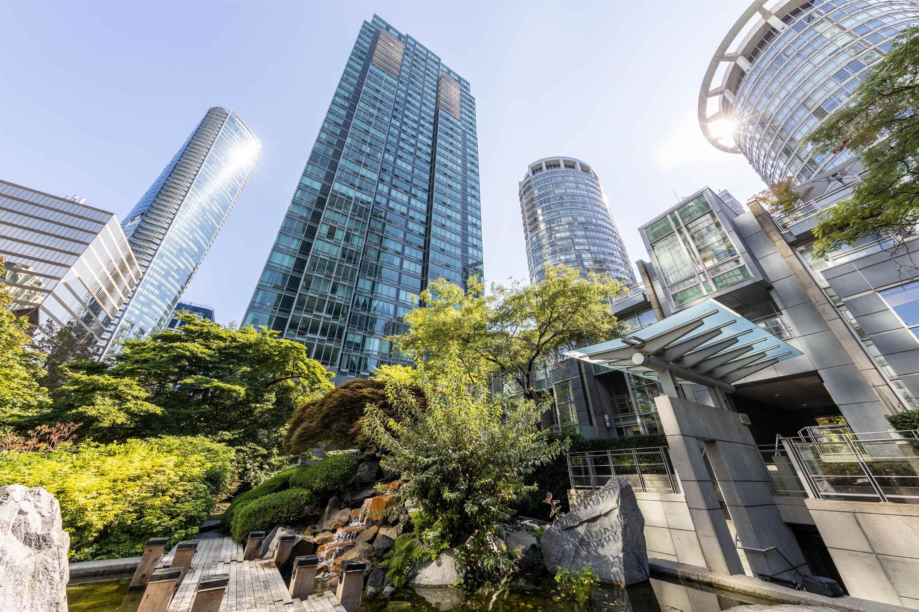 1808 - 1200 W Georgia Street, Vancouver, V6E 4R2 — photo 1