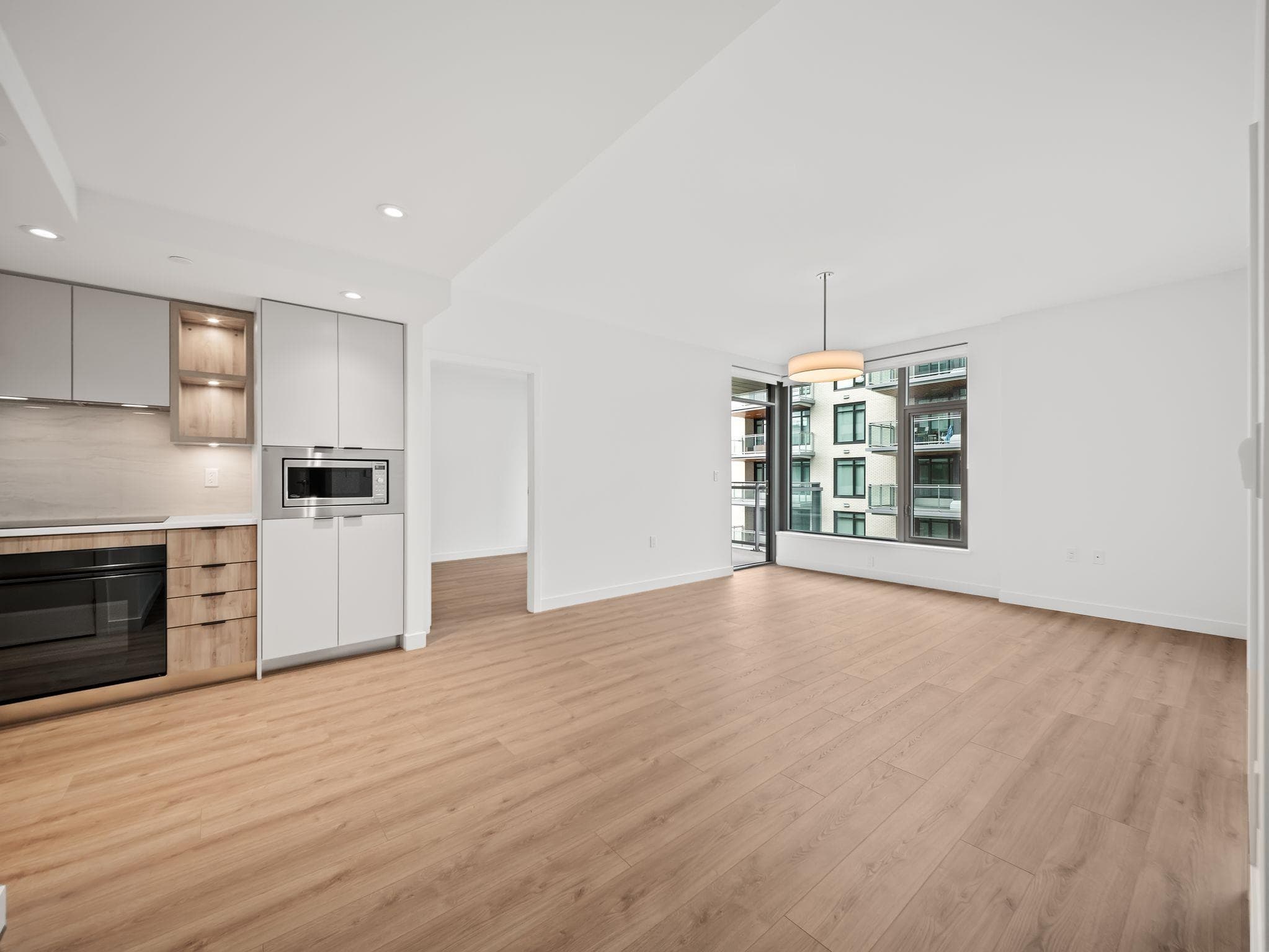 425 - 755 Harbourside Drive, North Vancouver, V7P 0G1 — photo 5