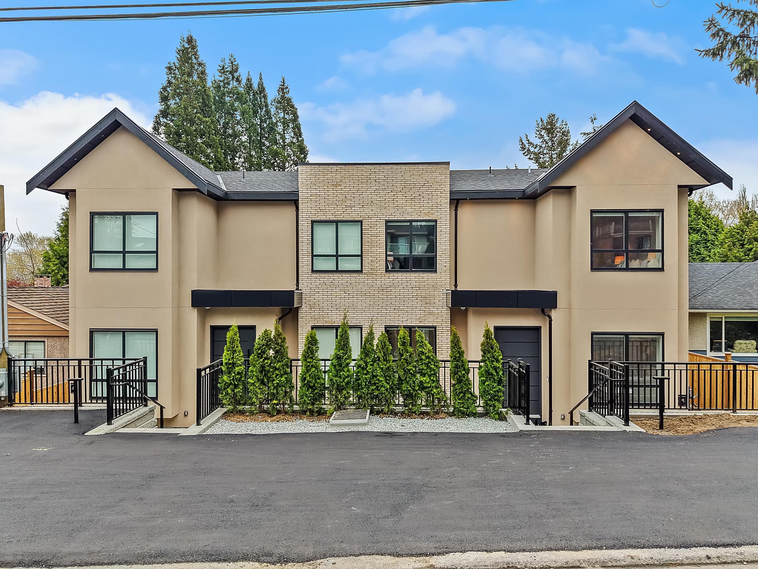 2 - 6070 Elgin Avenue, Burnaby, V5H 3S4 — photo 1