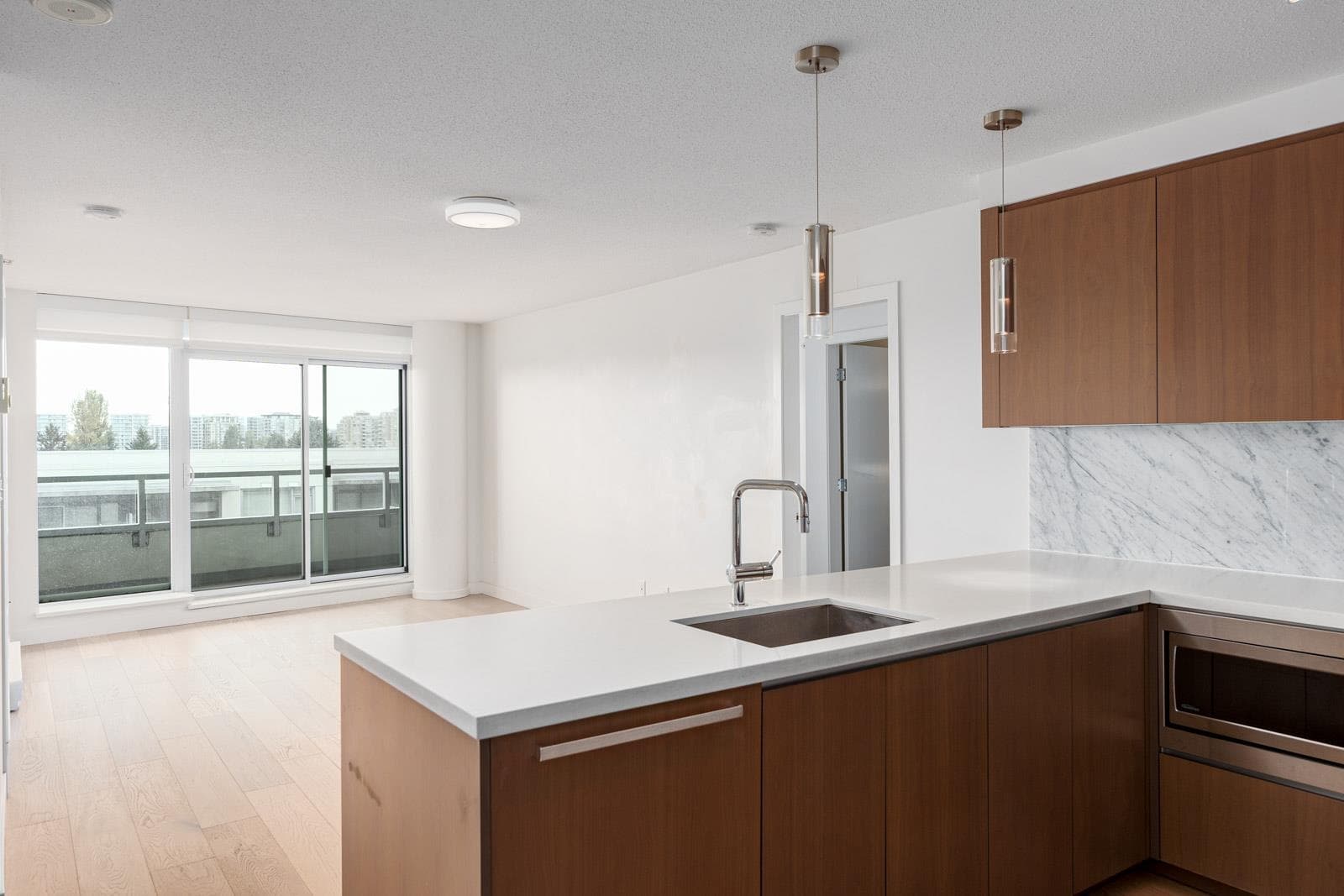 802 - 9099 Cook Road, Richmond