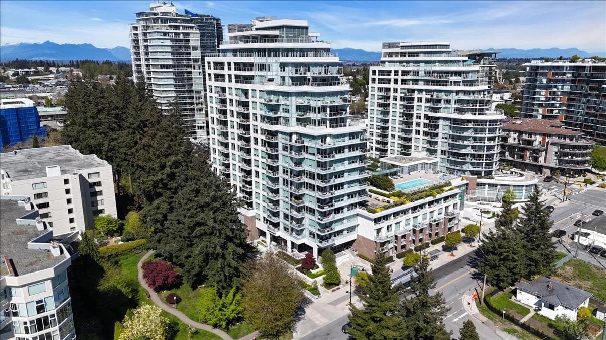 104 - 15165 Thrift Avenue, Surrey
