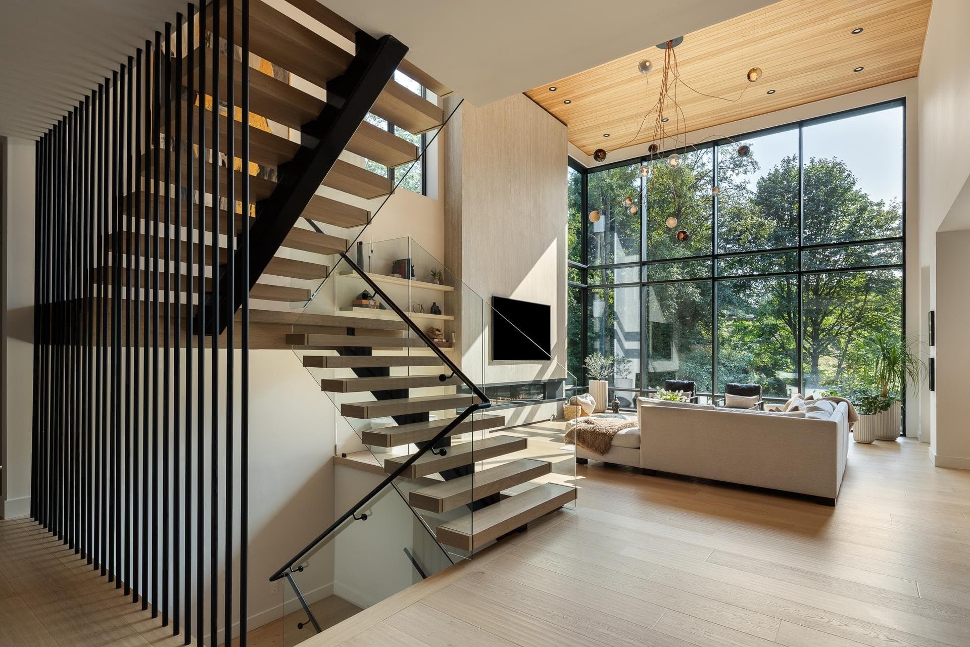 450 Macbeth Crescent, West Vancouver, V7T 1V7 — photo 3