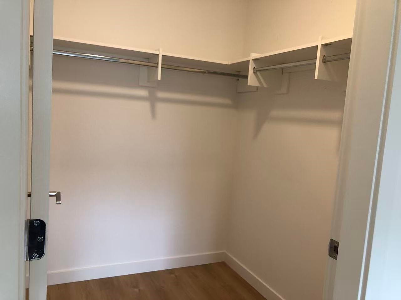 6F - 9888 University Crescent, Burnaby, V5A 0G4 — photo 3
