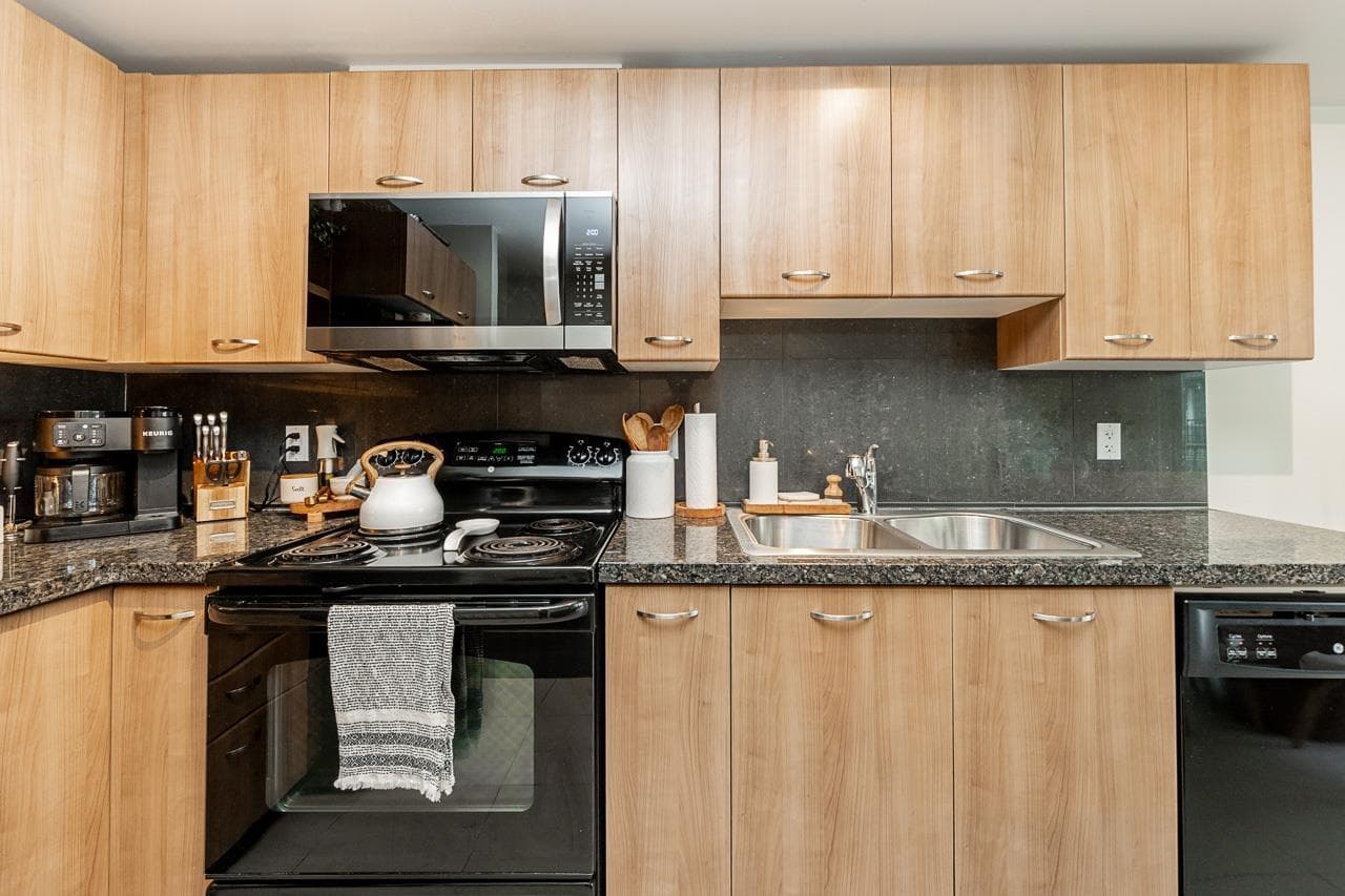 80 - 6671 121 Street, Surrey, V3W 1T9 — photo 5