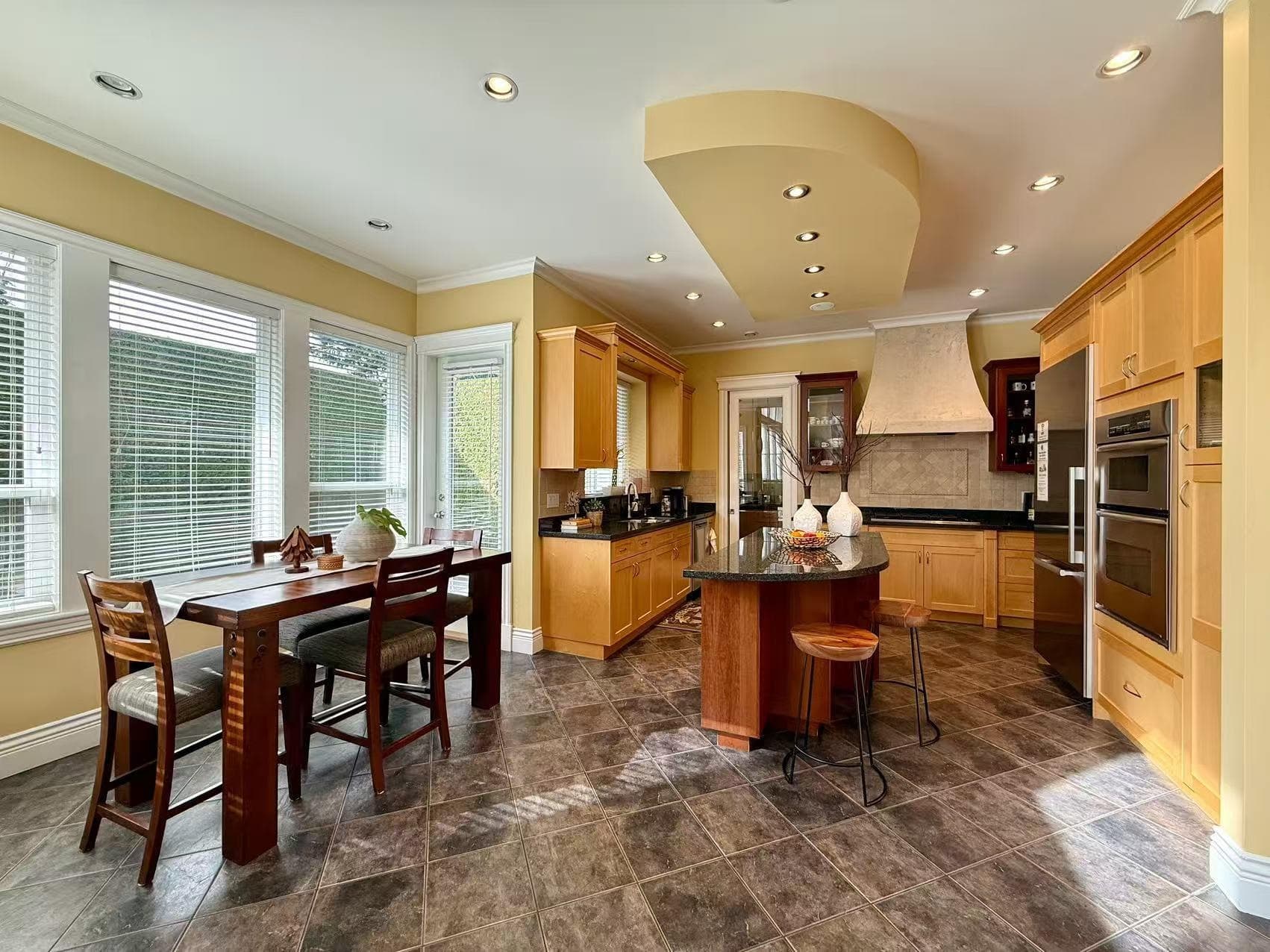 8671 Carrick Road, Richmond, V7C 3P5 — photo 3