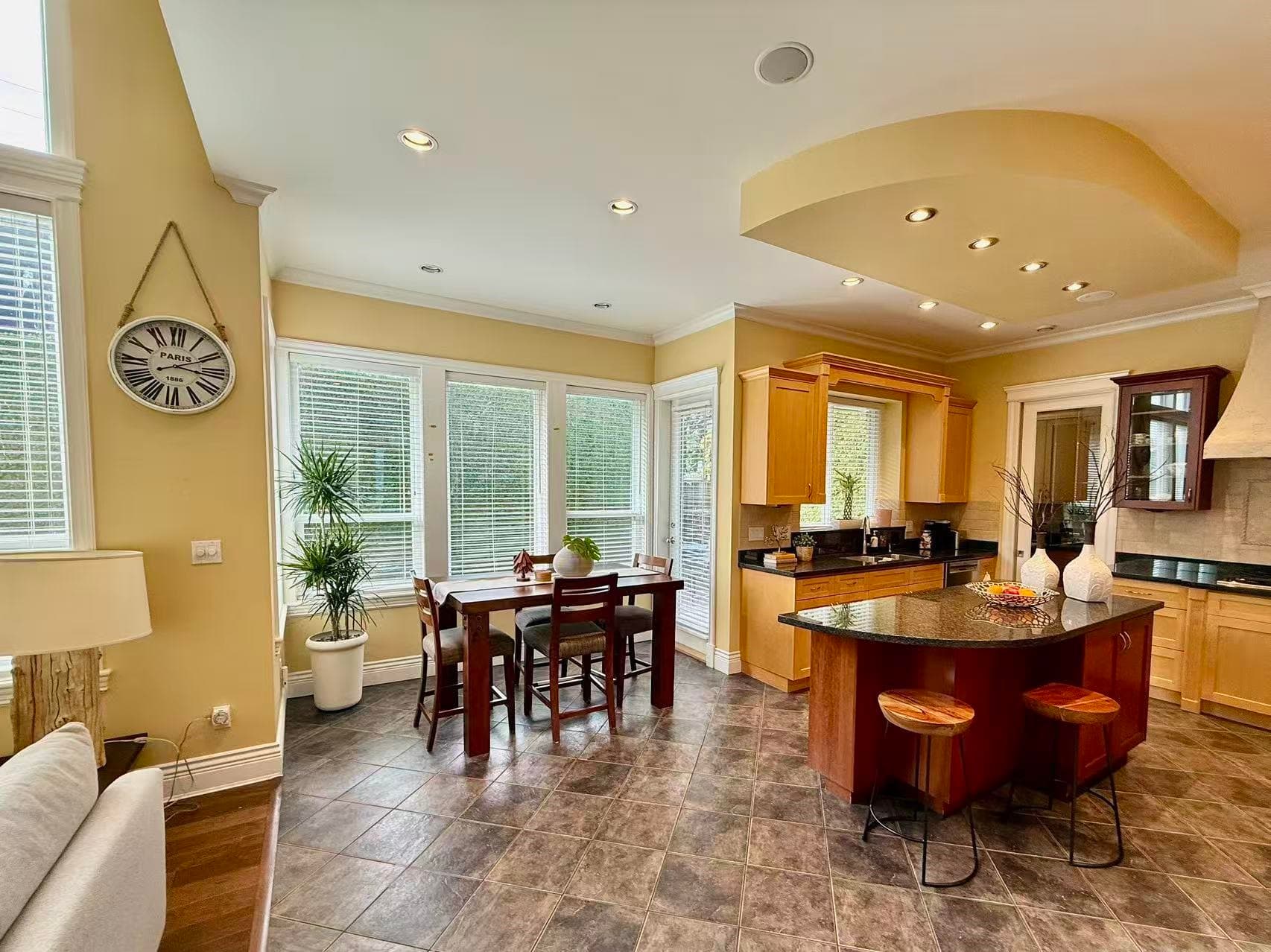 8671 Carrick Road, Richmond, V7C 3P5 — photo 4