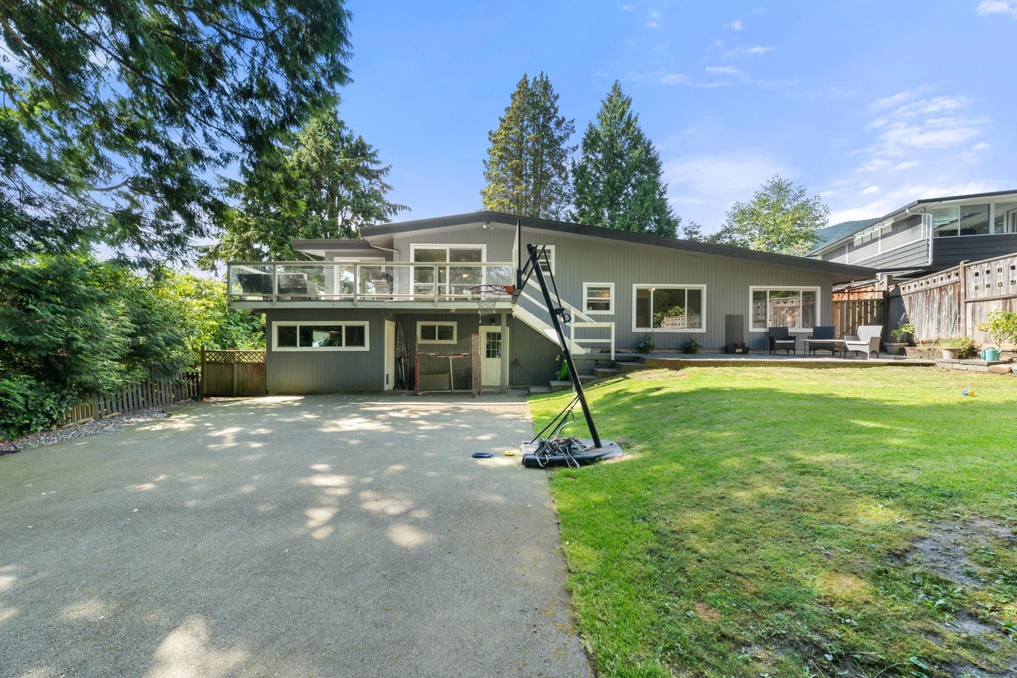 3920 Delbrook Avenue, North Vancouver, V7N 3Z8 — photo 3