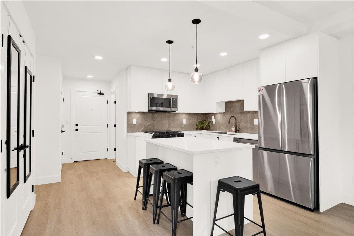 309 - 3528 146a Street, Surrey