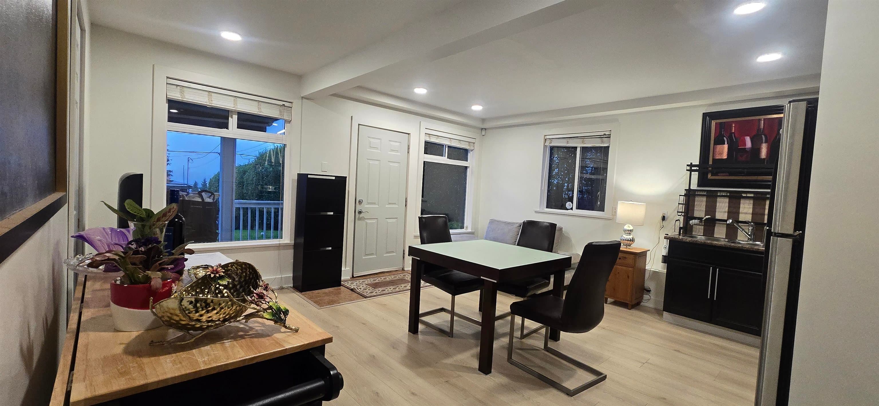 851 Calverhall St Street, North Vancouver