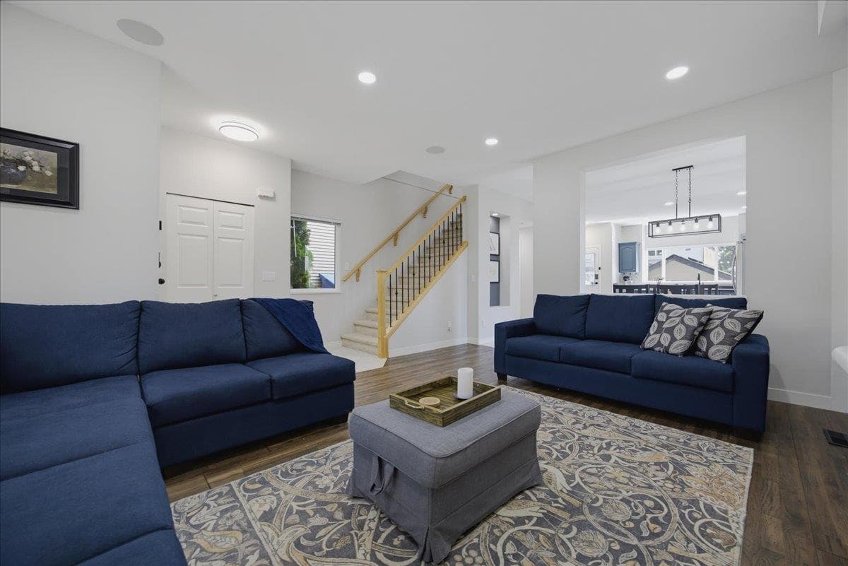 24030 102a Avenue, Maple Ridge, V2W 2A2 — photo 5