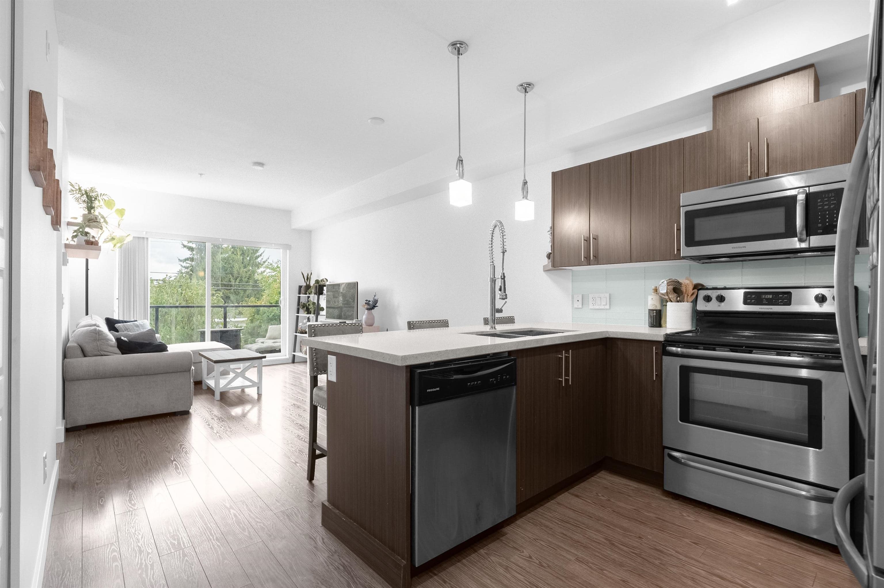207 - 12070 227 Street, Maple Ridge, V2X 6J5 — photo 2