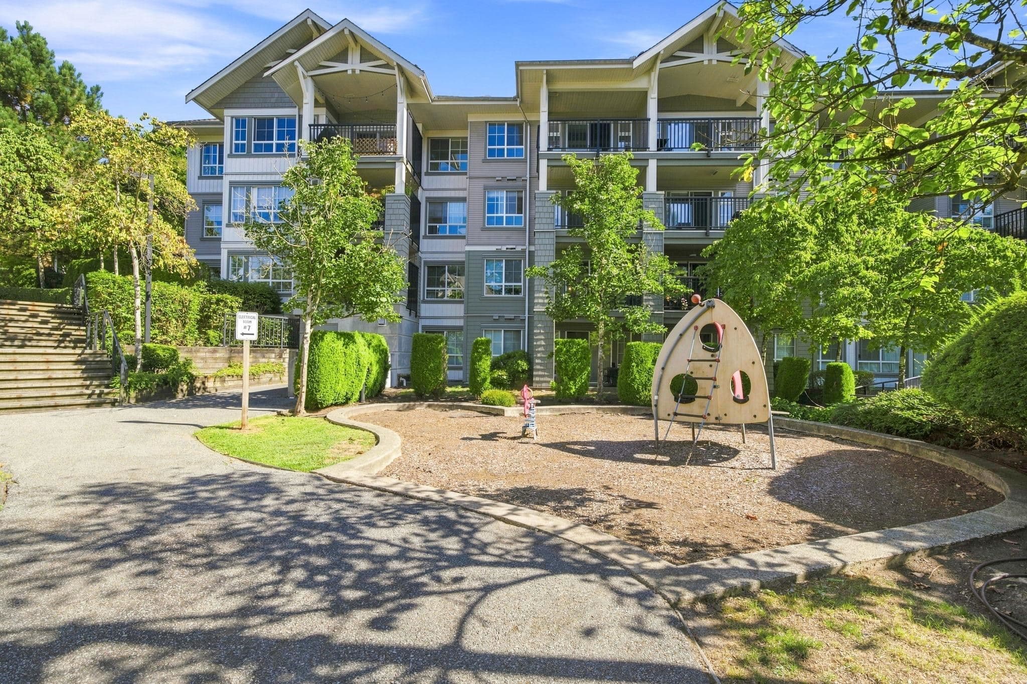 108 - 9233 Government Street, Burnaby, V3N 0A3 — photo 2