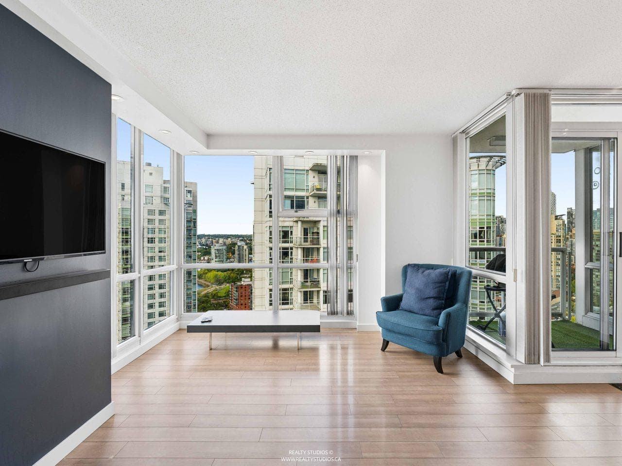 3202 - 193 Aquarius Mews, Vancouver, V6Z 2Z2 — photo 5
