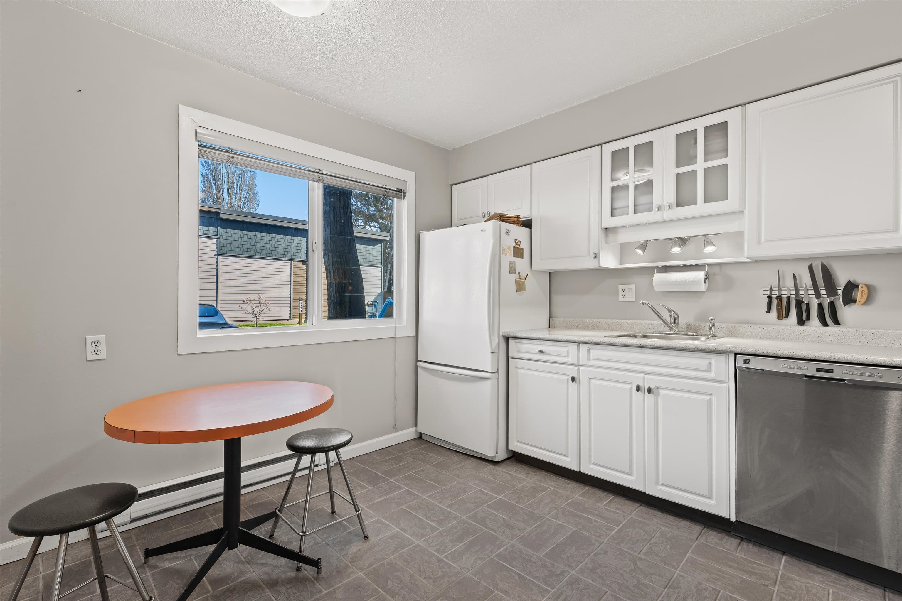 42 - 3151 Springfield Drive, Richmond, V7E 1Y9 — photo 5