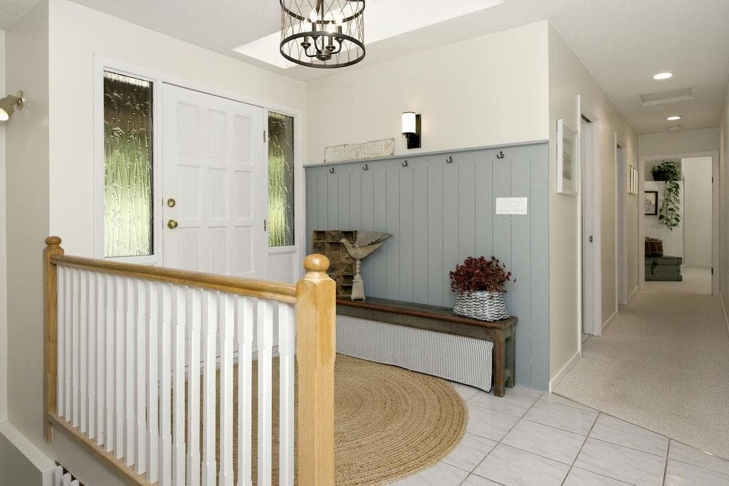 7321 Redrooffs Road, Sechelt, V7Z 0T3 — photo 3