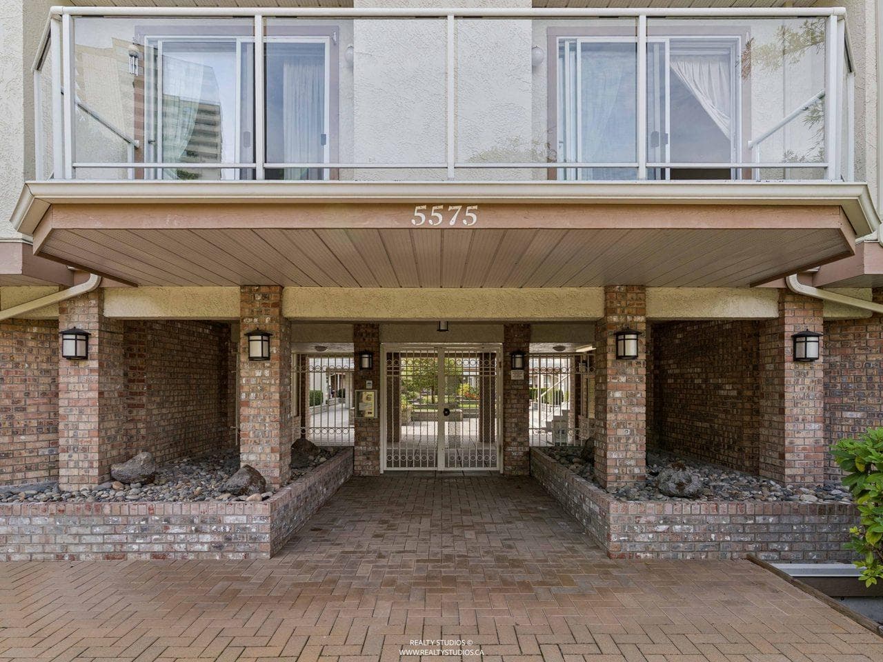 21 - 5575 Patterson Avenue, Burnaby, V5H 2M6 — photo 3