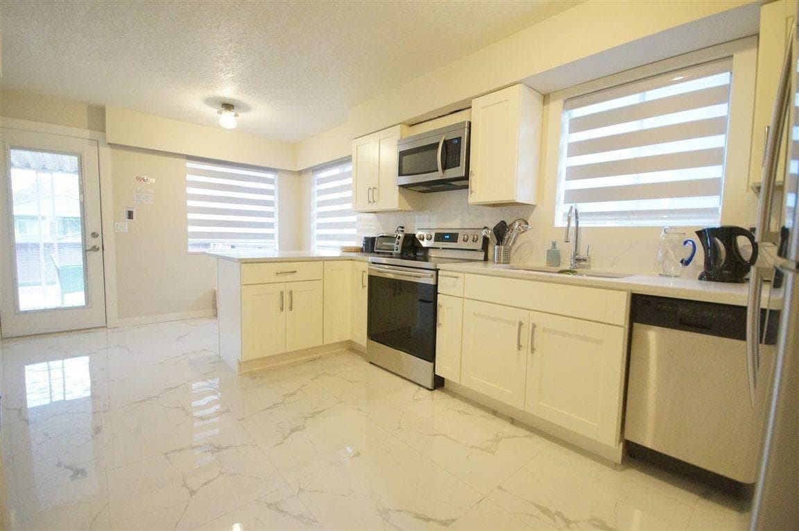 2179 E 29th Avenue, Vancouver, V5N 2Z2 — photo 4