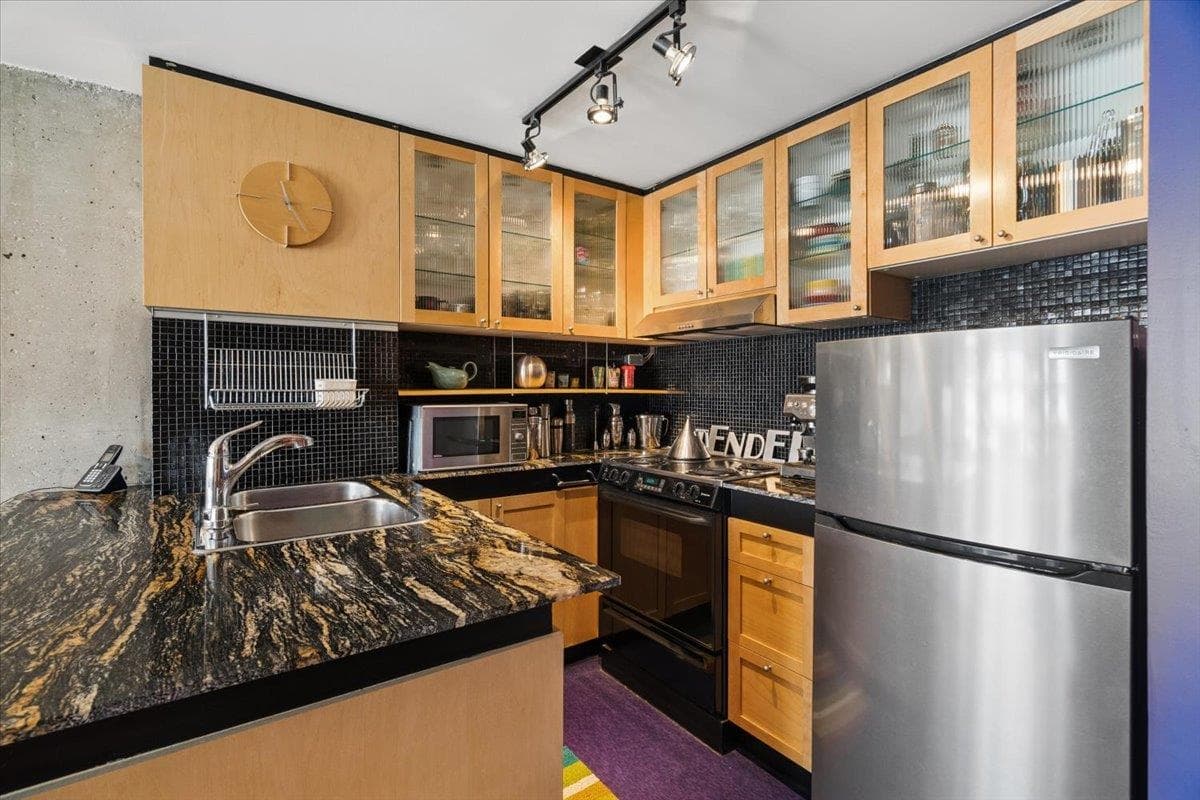 720 - 1333 Hornby Street, Vancouver, V6Z 2C1 — photo 5