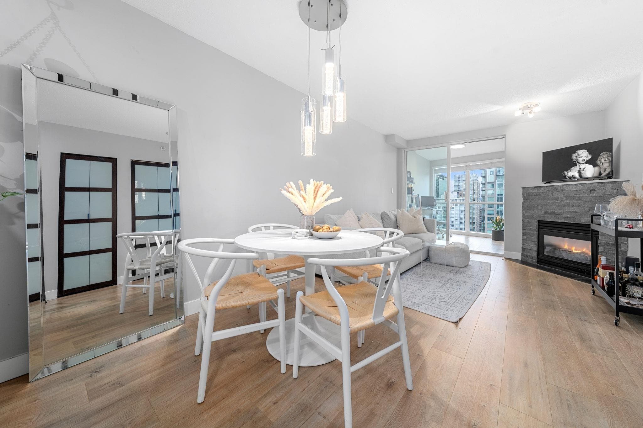 2803 - 939 Homer Street, Vancouver, V6B 2W6 — photo 2