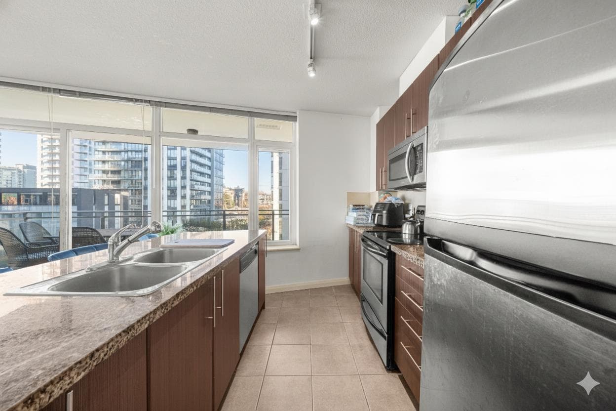 1006 - 898 Carnarvon Street, New Westminster, V3M 0C3 — photo 4